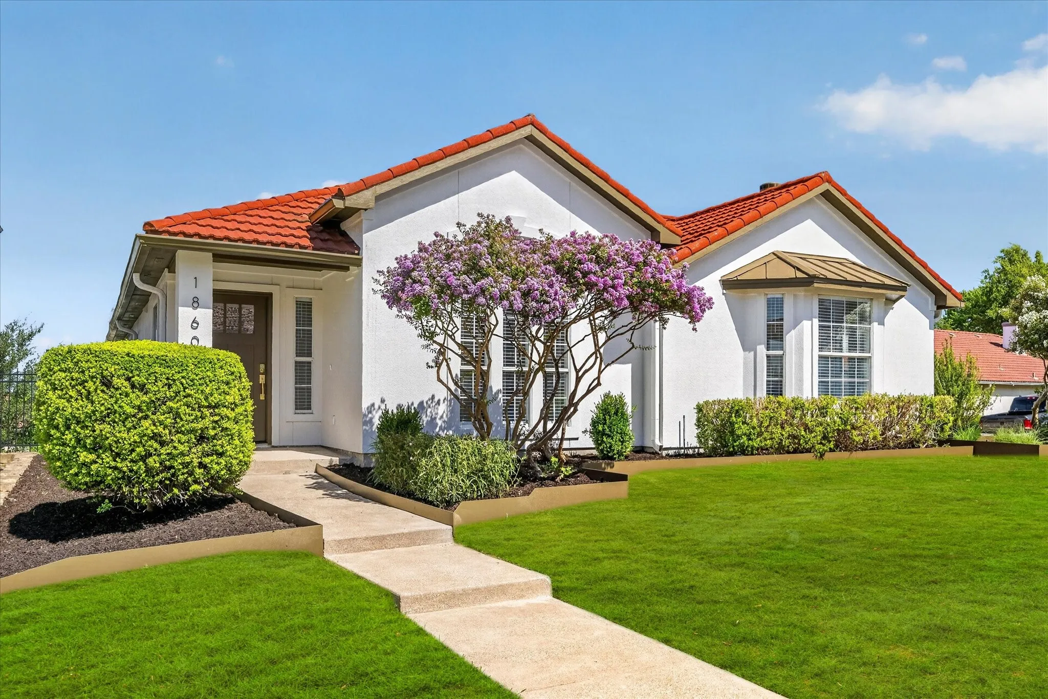 Single Family Residence For Rent in Rockwall County , 1860 Tahoe Drive, Rockwall, Texas 75087, 3 Bedroom, 2 Bathroom, 2 Garage spaces, 2,570 Sqft, built in 2000, mls#21403891, Real Estate Agent in Rockwall, Homes For Rent in Rockwall county, Homes For Rent in Rockwall, Realtor in Rockwall Texas, Real Estate Brokerage Independent Realty Texas, Luminita Cordes Realtor
