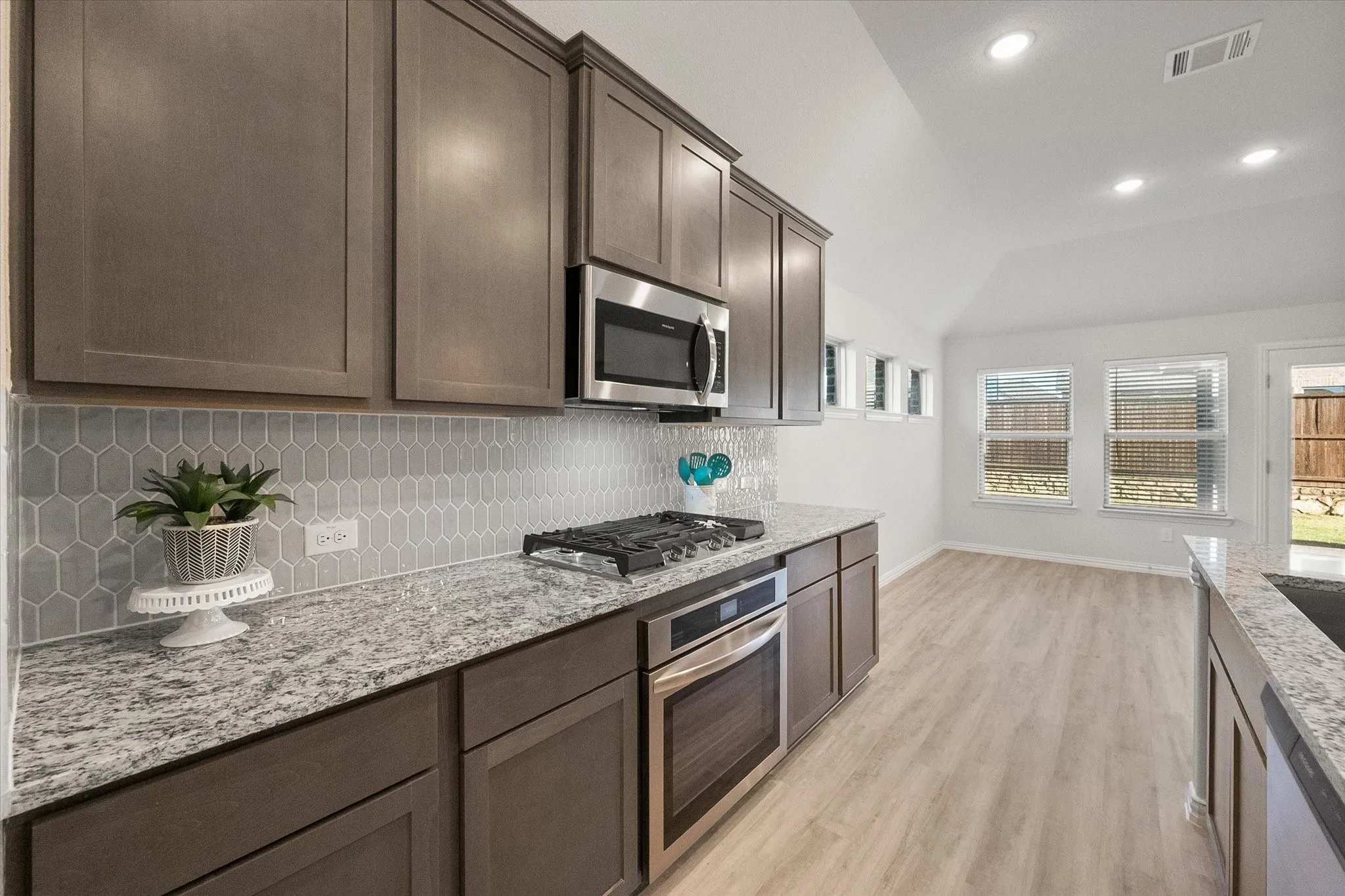 Single Family Residence For Sale in Denton County , 13089 Yellowstone Way, Providence Village, Texas 76227, 4 Bedroom, 2 Bathroom, 2 Garage spaces, 1,989 Sqft, built in 2023, mls#21403805, Real Estate Agent in Providence Village, Homes For Sale in Denton county, Homes For Sale in Providence Village, Realtor in Providence Village Texas, Real Estate Brokerage Independent Realty Texas, Luminita Cordes Realtor