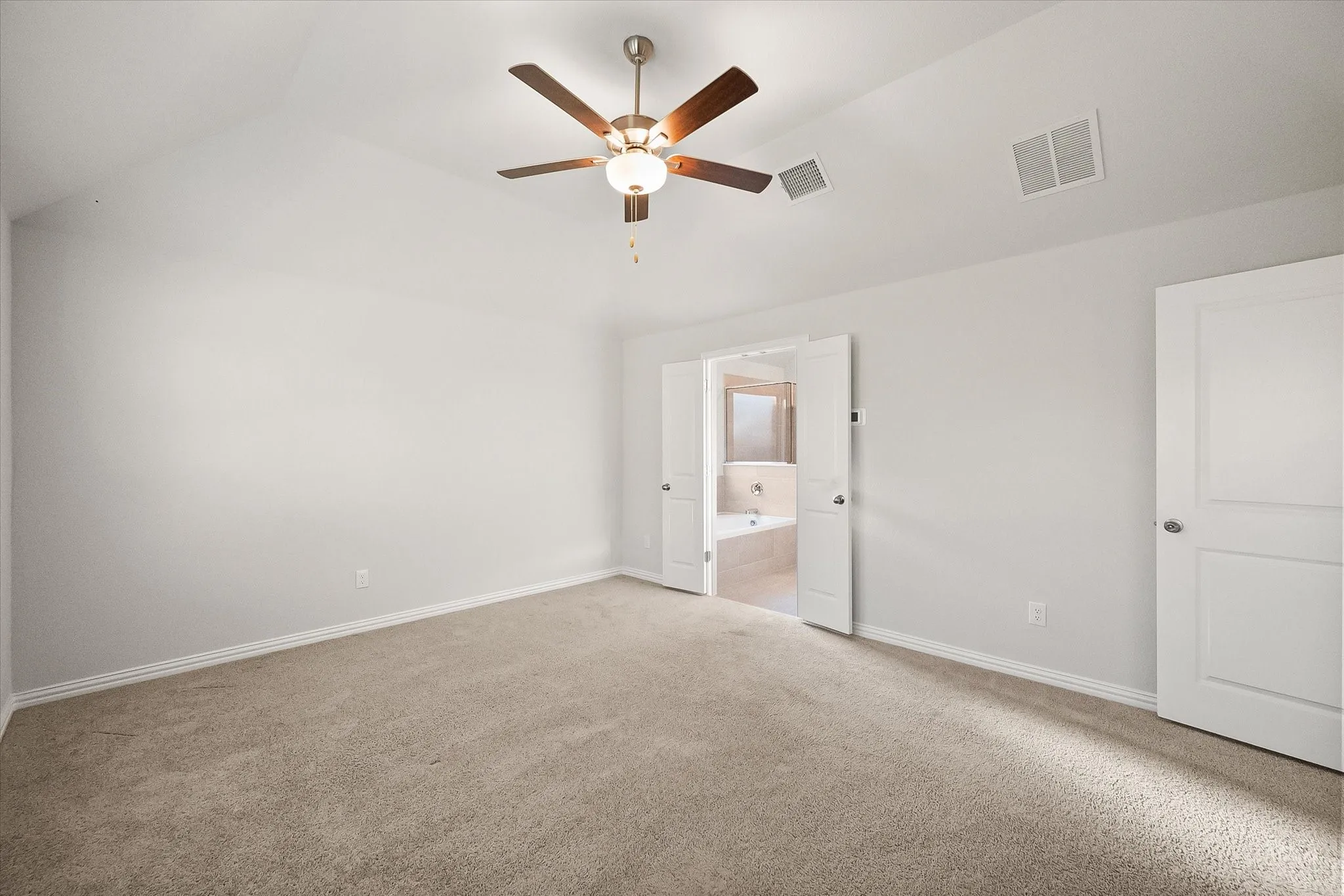 Single Family Residence For Sale in Denton County , 13089 Yellowstone Way, Providence Village, Texas 76227, 4 Bedroom, 2 Bathroom, 2 Garage spaces, 1,989 Sqft, built in 2023, mls#21403805, Real Estate Agent in Providence Village, Homes For Sale in Denton county, Homes For Sale in Providence Village, Realtor in Providence Village Texas, Real Estate Brokerage Independent Realty Texas, Luminita Cordes Realtor
