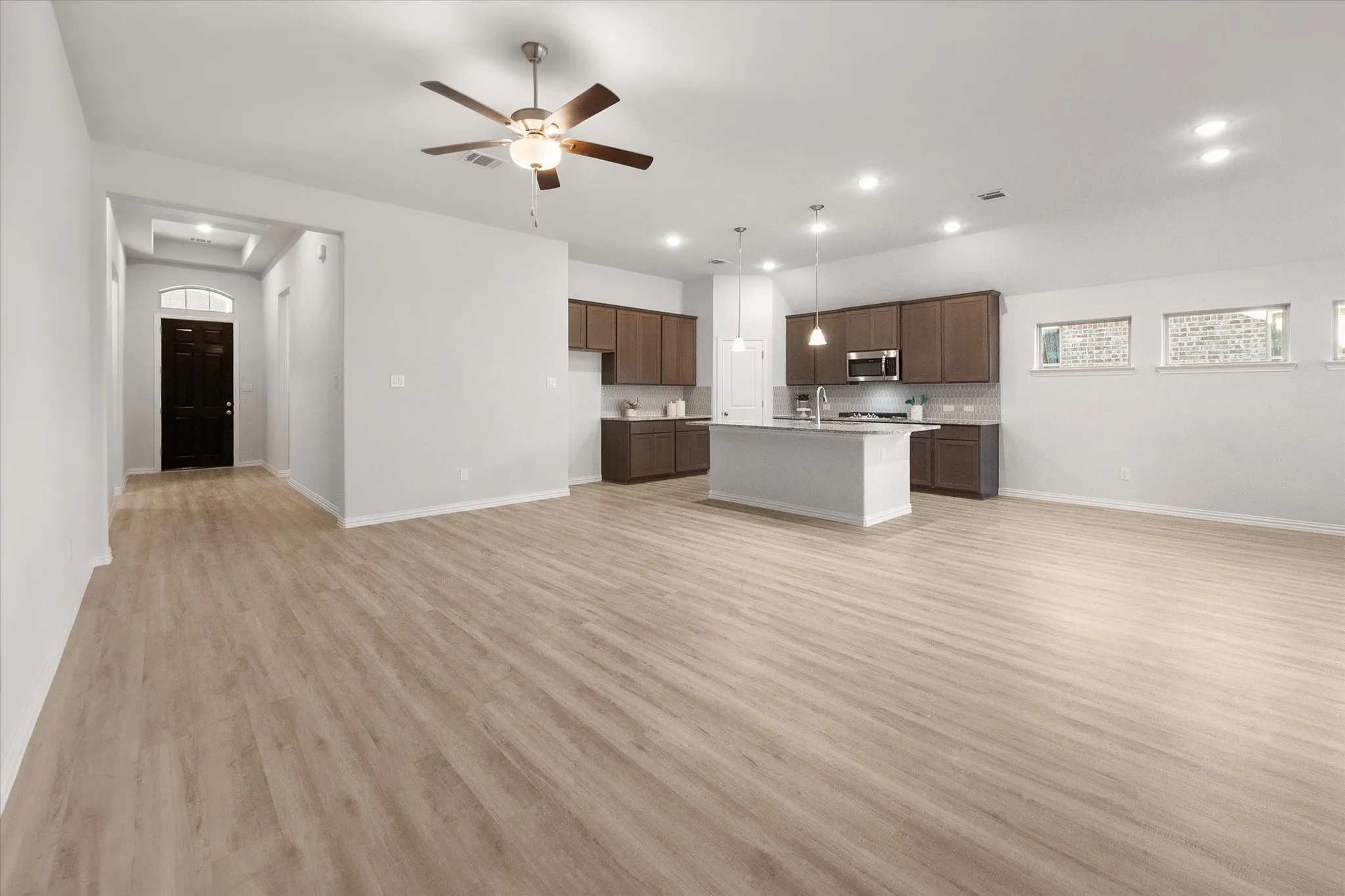 Single Family Residence For Sale in Denton County , 13089 Yellowstone Way, Providence Village, Texas 76227, 4 Bedroom, 2 Bathroom, 2 Garage spaces, 1,989 Sqft, built in 2023, mls#21403805, Real Estate Agent in Providence Village, Homes For Sale in Denton county, Homes For Sale in Providence Village, Realtor in Providence Village Texas, Real Estate Brokerage Independent Realty Texas, Luminita Cordes Realtor