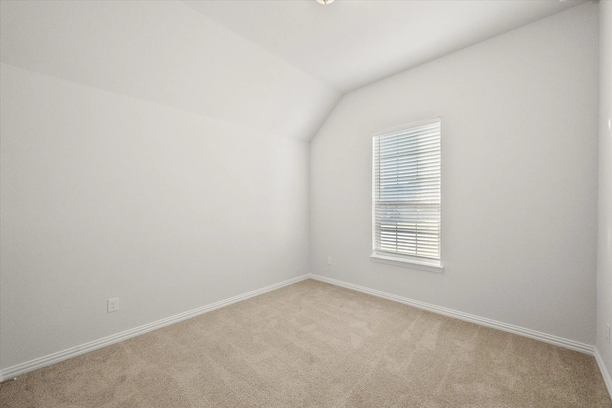 Single Family Residence For Sale in Denton County , 13089 Yellowstone Way, Providence Village, Texas 76227, 4 Bedroom, 2 Bathroom, 2 Garage spaces, 1,989 Sqft, built in 2023, mls#21403805, Real Estate Agent in Providence Village, Homes For Sale in Denton county, Homes For Sale in Providence Village, Realtor in Providence Village Texas, Real Estate Brokerage Independent Realty Texas, Luminita Cordes Realtor