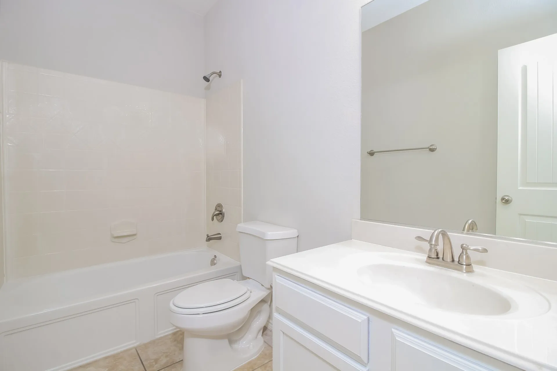 Single Family Residence For Rent in Johnson County , 1333 Shelley Drive, Burleson, Texas 76028, 4 Bedroom, 3 Bathroom, 2 Garage spaces, 2,912 Sqft, built in 2010, mls#21403893, Real Estate Agent in Burleson, Homes For Rent in Johnson county, Homes For Rent in Burleson, Realtor in Burleson Texas, Real Estate Brokerage Independent Realty Texas, Luminita Cordes Realtor