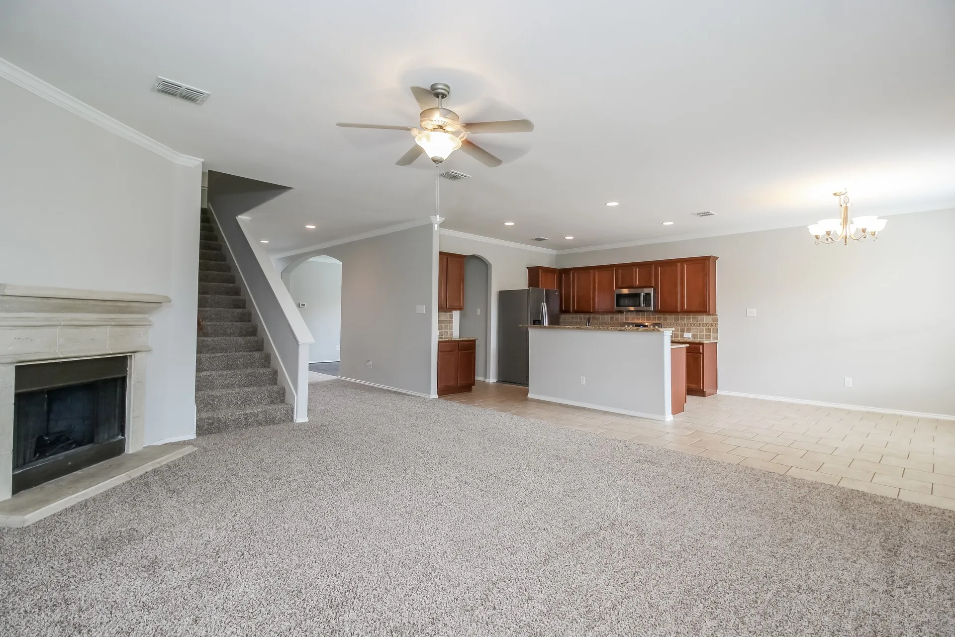 Single Family Residence For Rent in Johnson County , 1333 Shelley Drive, Burleson, Texas 76028, 4 Bedroom, 3 Bathroom, 2 Garage spaces, 2,912 Sqft, built in 2010, mls#21403893, Real Estate Agent in Burleson, Homes For Rent in Johnson county, Homes For Rent in Burleson, Realtor in Burleson Texas, Real Estate Brokerage Independent Realty Texas, Luminita Cordes Realtor