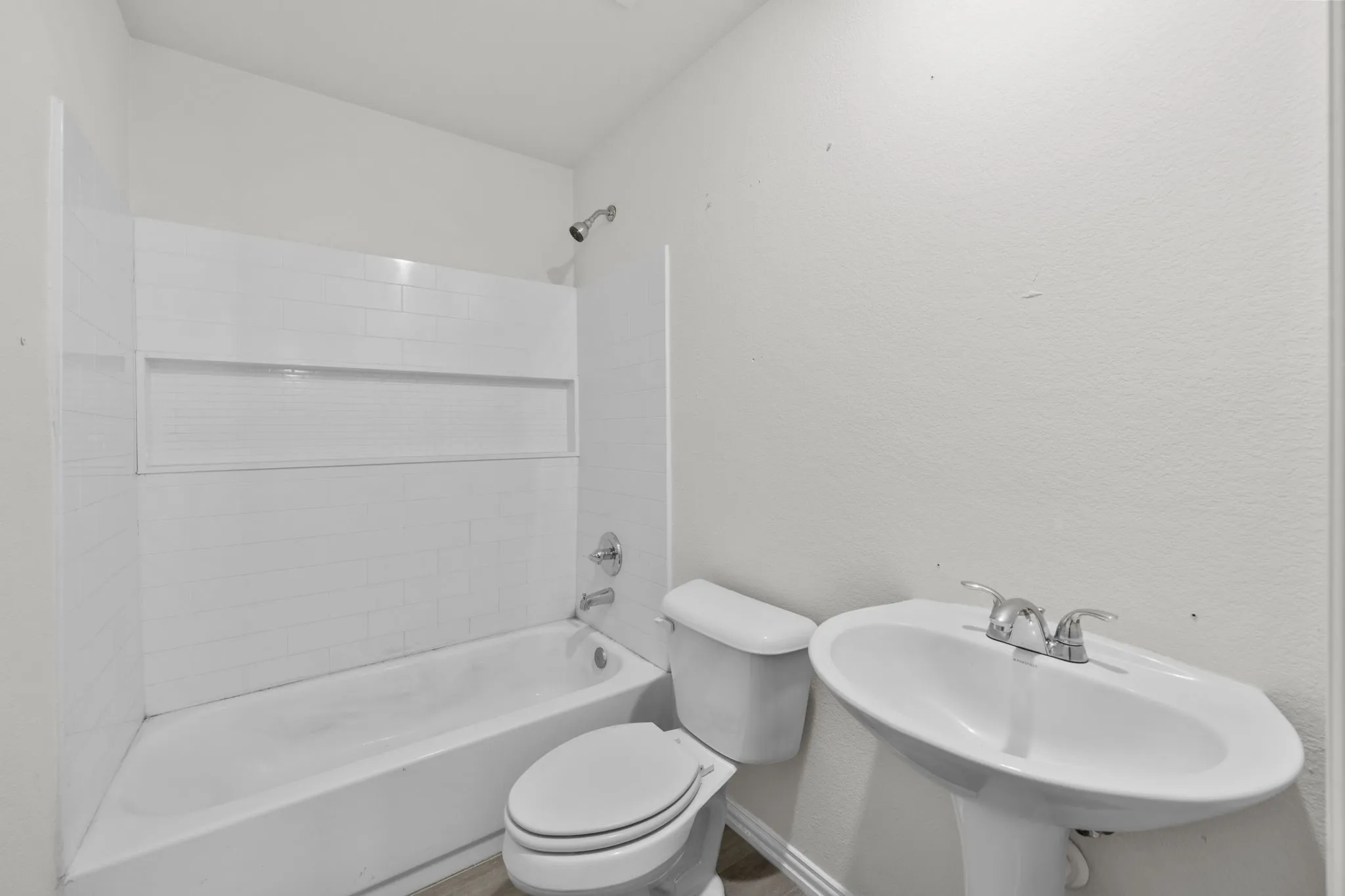 Single Family Residence For Rent in Tarrant County , 1317 Denver. Avenue, Fort Worth, Texas 76164, 3 Bedroom, 2 Bathroom, 1 Garage spaces, 984 Sqft, built in 2020, mls#21403894, Real Estate Agent in Fort Worth, Homes For Rent in Tarrant county, Homes For Rent in Fort Worth, Realtor in Fort Worth Texas, Real Estate Brokerage Independent Realty Texas, Luminita Cordes Realtor