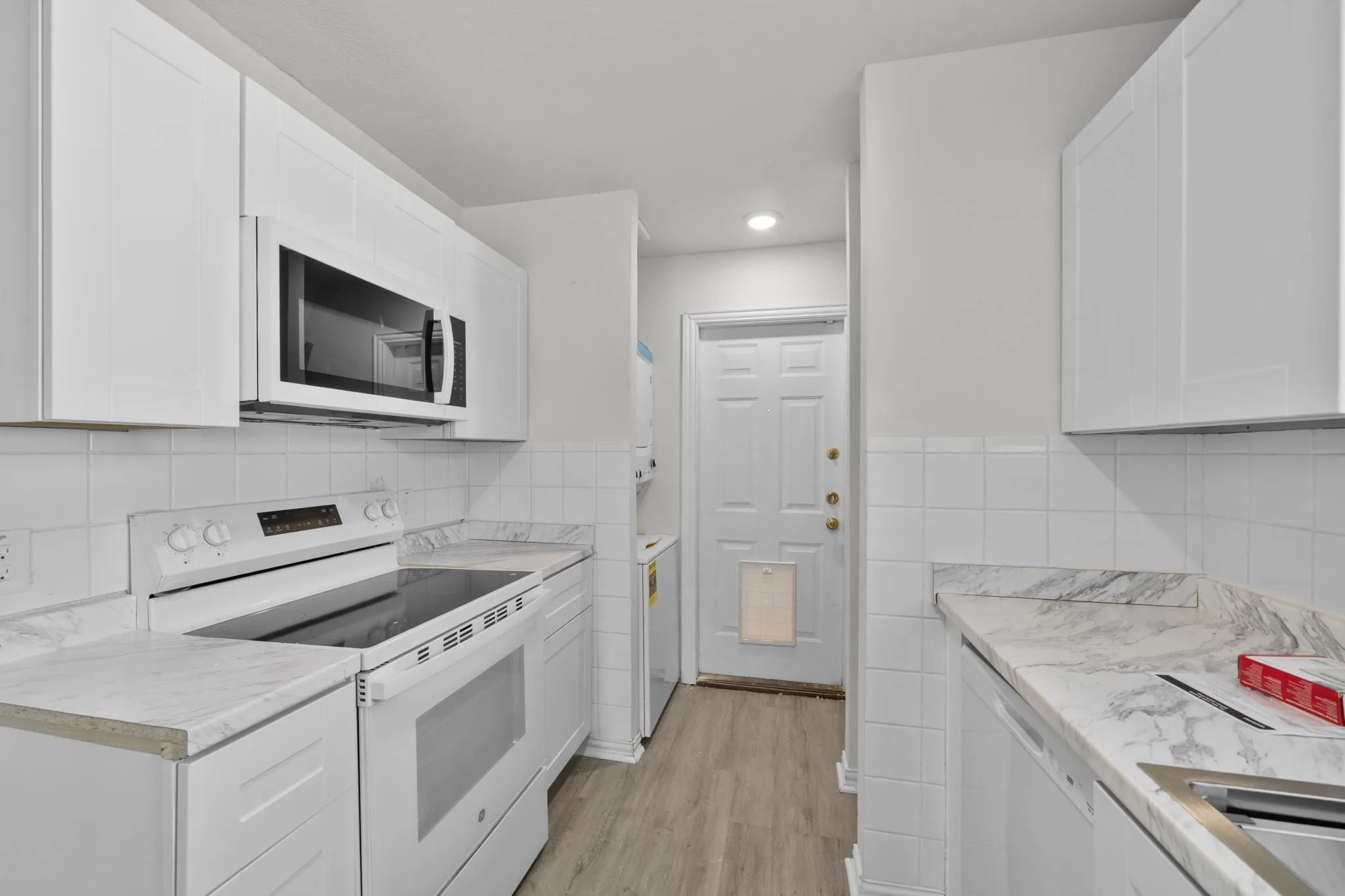 Single Family Residence For Rent in Tarrant County , 1317 Denver. Avenue, Fort Worth, Texas 76164, 3 Bedroom, 2 Bathroom, 1 Garage spaces, 984 Sqft, built in 2020, mls#21403894, Real Estate Agent in Fort Worth, Homes For Rent in Tarrant county, Homes For Rent in Fort Worth, Realtor in Fort Worth Texas, Real Estate Brokerage Independent Realty Texas, Luminita Cordes Realtor