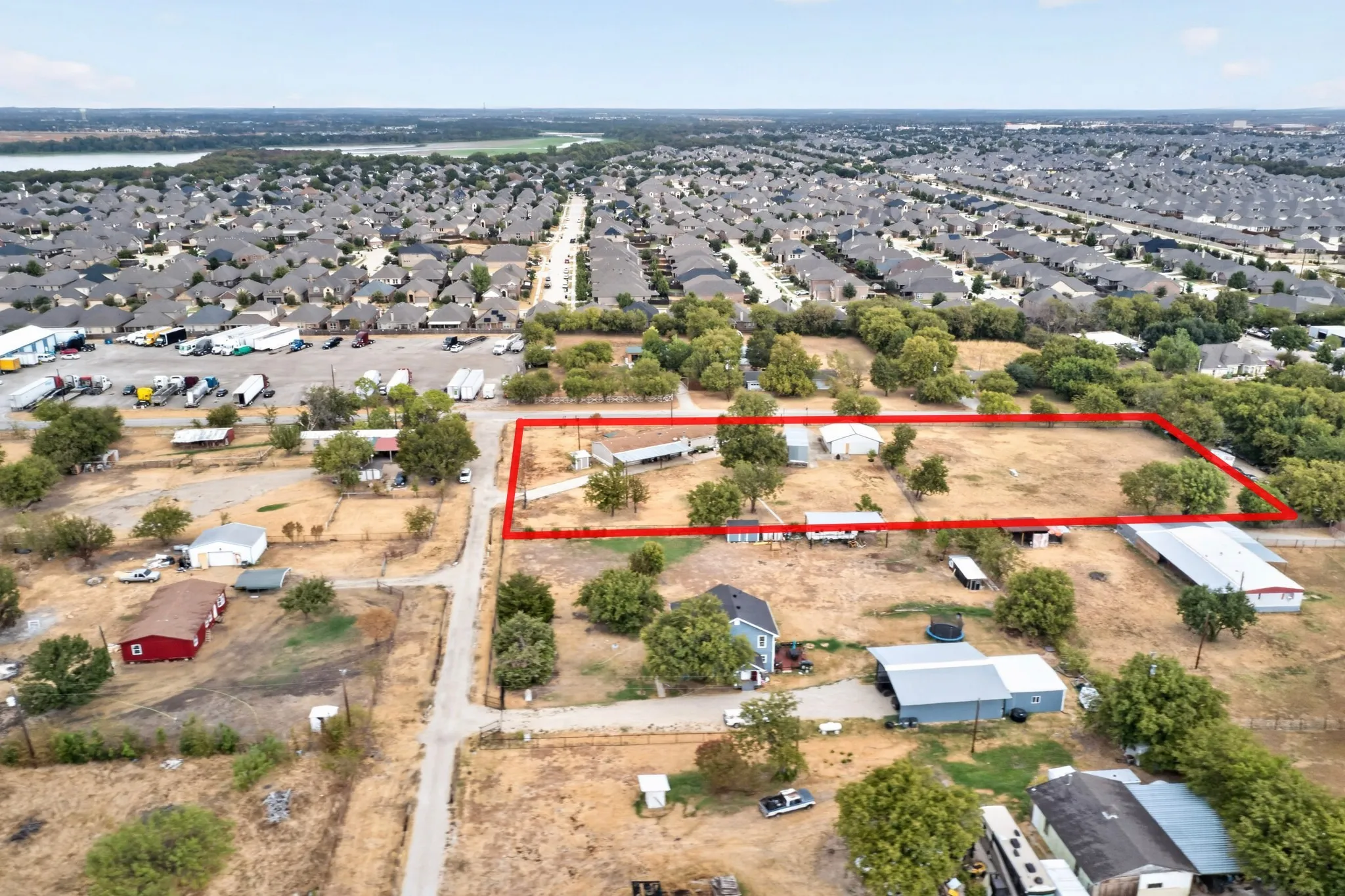 Mobile Home For Sale in Denton County , 2181 Doe Branch Road, Little Elm, Texas 75068, 4 Bedroom, 3 Bathroom, Garage spaces, 2,240 Sqft, built in 1998, mls#21402619, Real Estate Agent in Little Elm, Homes For Sale in Denton county, Homes For Sale in Little Elm, Realtor in Little Elm Texas, Real Estate Brokerage Independent Realty Texas, Luminita Cordes Realtor