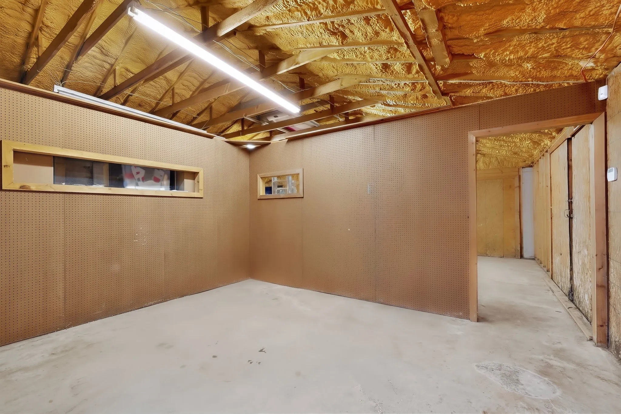 Mobile Home For Sale in Denton County , 2181 Doe Branch Road, Little Elm, Texas 75068, 4 Bedroom, 3 Bathroom, Garage spaces, 2,240 Sqft, built in 1998, mls#21402619, Real Estate Agent in Little Elm, Homes For Sale in Denton county, Homes For Sale in Little Elm, Realtor in Little Elm Texas, Real Estate Brokerage Independent Realty Texas, Luminita Cordes Realtor