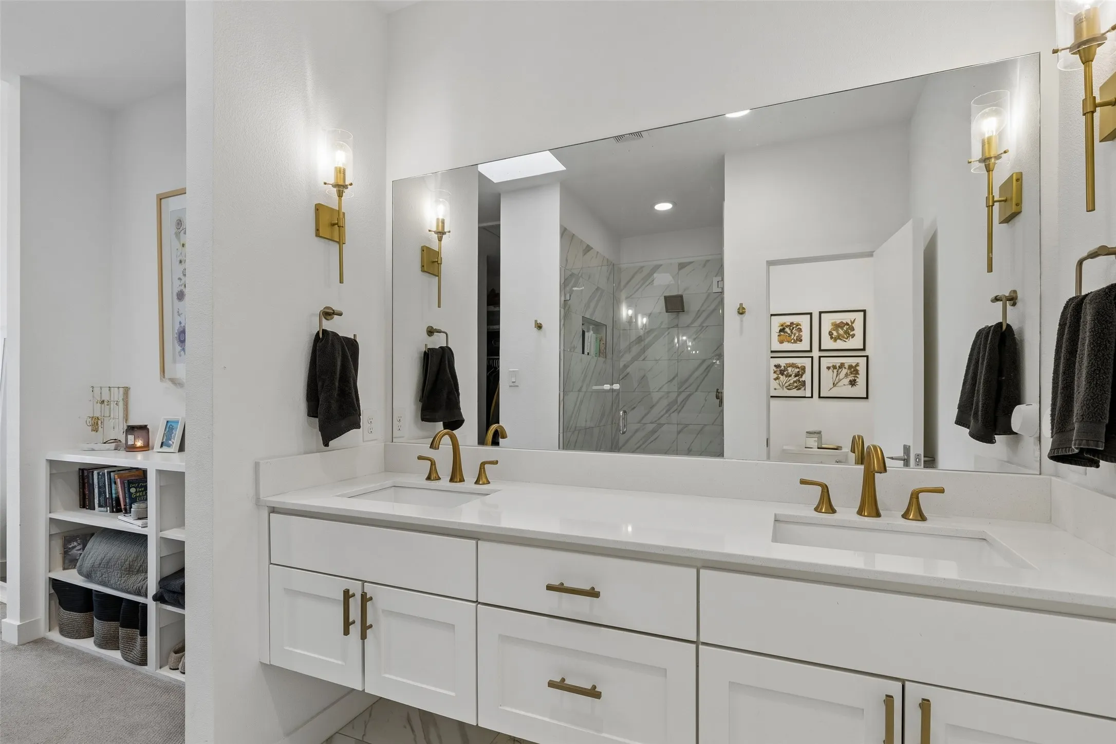 Condominium For Rent in Dallas County , 2115 Bennett Avenue 30, Dallas, Texas 75206, 2 Bedroom, 3 Bathroom, 2 Garage spaces, 1,717 Sqft, built in 2016, mls#21403302, Real Estate Agent in Dallas, Homes For Rent in Dallas county, Homes For Rent in Dallas, Realtor in Dallas Texas, Real Estate Brokerage Independent Realty Texas, Luminita Cordes Realtor