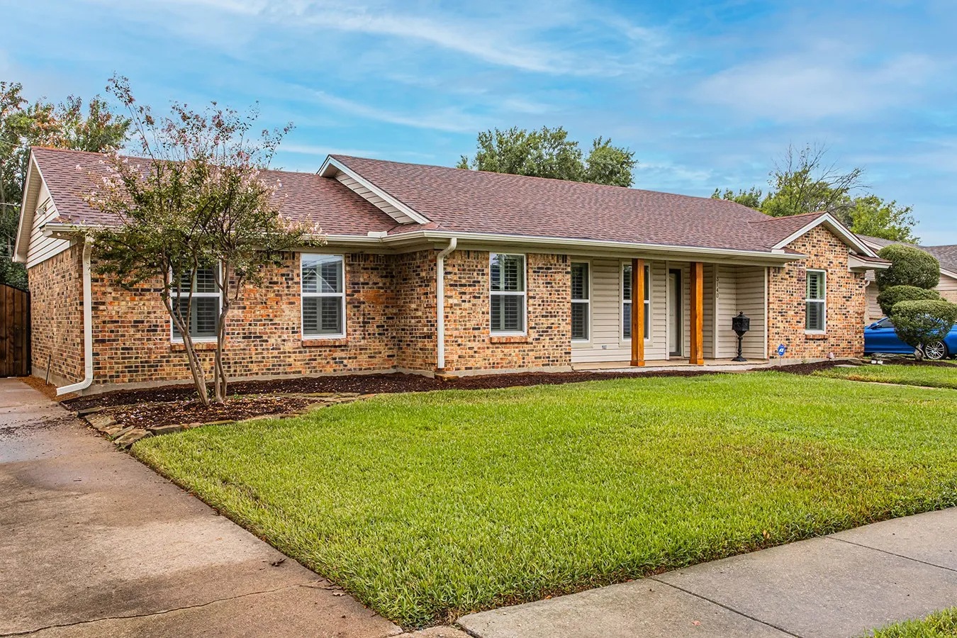 Single Family Residence For Sale in Dallas County , 3140 La Kenta Circle, Farmers Branch, Texas 75234, 4 Bedroom, 2 Bathroom, 2 Garage spaces, 1,908 Sqft, built in 1968, mls#21403885, Real Estate Agent in Farmers Branch, Homes For Sale in Dallas county, Homes For Sale in Farmers Branch, Realtor in Farmers Branch Texas, Real Estate Brokerage Independent Realty Texas, Luminita Cordes Realtor