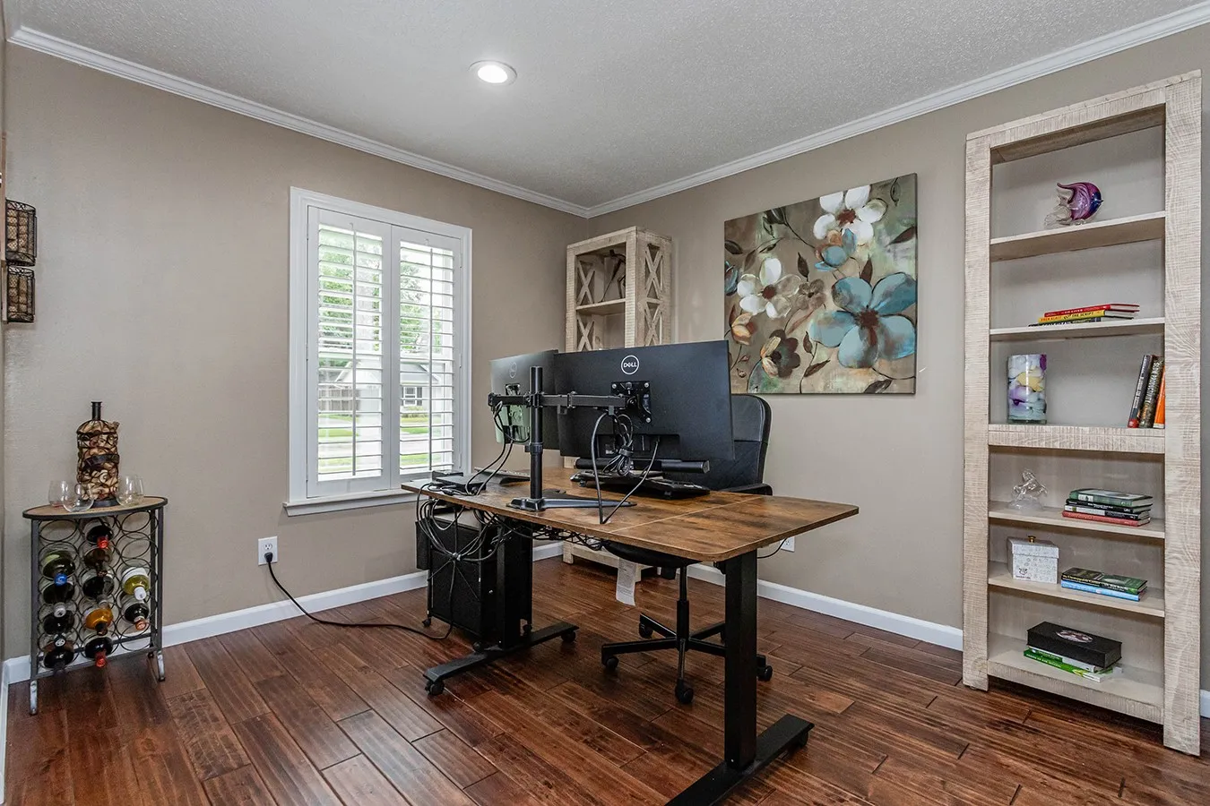 Single Family Residence For Sale in Dallas County , 3140 La Kenta Circle, Farmers Branch, Texas 75234, 4 Bedroom, 2 Bathroom, 2 Garage spaces, 1,908 Sqft, built in 1968, mls#21403885, Real Estate Agent in Farmers Branch, Homes For Sale in Dallas county, Homes For Sale in Farmers Branch, Realtor in Farmers Branch Texas, Real Estate Brokerage Independent Realty Texas, Luminita Cordes Realtor