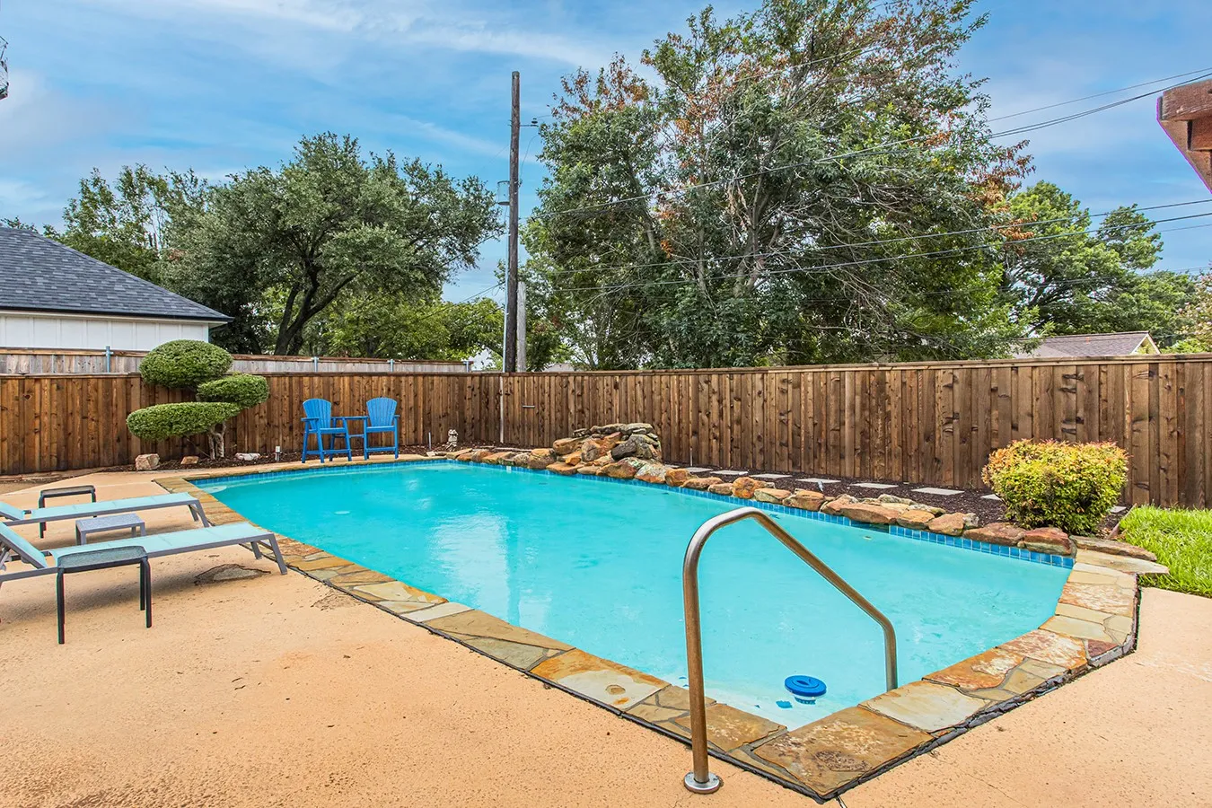 Single Family Residence For Sale in Dallas County , 3140 La Kenta Circle, Farmers Branch, Texas 75234, 4 Bedroom, 2 Bathroom, 2 Garage spaces, 1,908 Sqft, built in 1968, mls#21403885, Real Estate Agent in Farmers Branch, Homes For Sale in Dallas county, Homes For Sale in Farmers Branch, Realtor in Farmers Branch Texas, Real Estate Brokerage Independent Realty Texas, Luminita Cordes Realtor