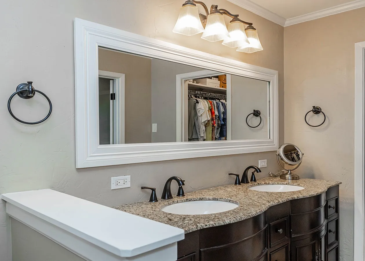 Single Family Residence For Sale in Dallas County , 3140 La Kenta Circle, Farmers Branch, Texas 75234, 4 Bedroom, 2 Bathroom, 2 Garage spaces, 1,908 Sqft, built in 1968, mls#21403885, Real Estate Agent in Farmers Branch, Homes For Sale in Dallas county, Homes For Sale in Farmers Branch, Realtor in Farmers Branch Texas, Real Estate Brokerage Independent Realty Texas, Luminita Cordes Realtor