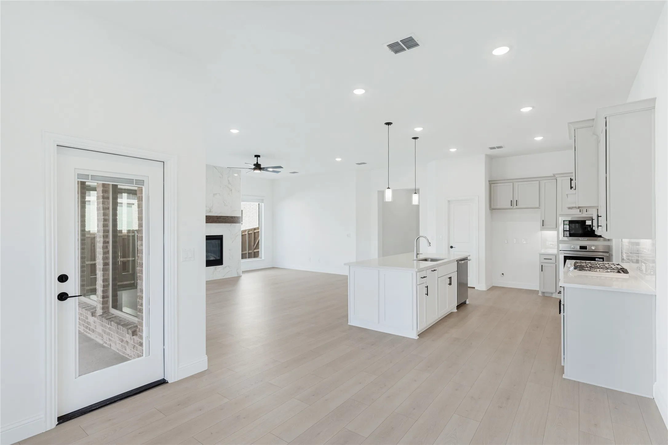 Single Family Residence For Sale in Collin County , 900 Twin Pine Court, Anna, Texas 75409, 4 Bedroom, 3 Bathroom, 2 Garage spaces, 3,774 Sqft, built in 2026, mls#21398973, Real Estate Agent in Anna, Homes For Sale in Collin county, Homes For Sale in Anna, Realtor in Anna Texas, Real Estate Brokerage Independent Realty Texas, Luminita Cordes Realtor