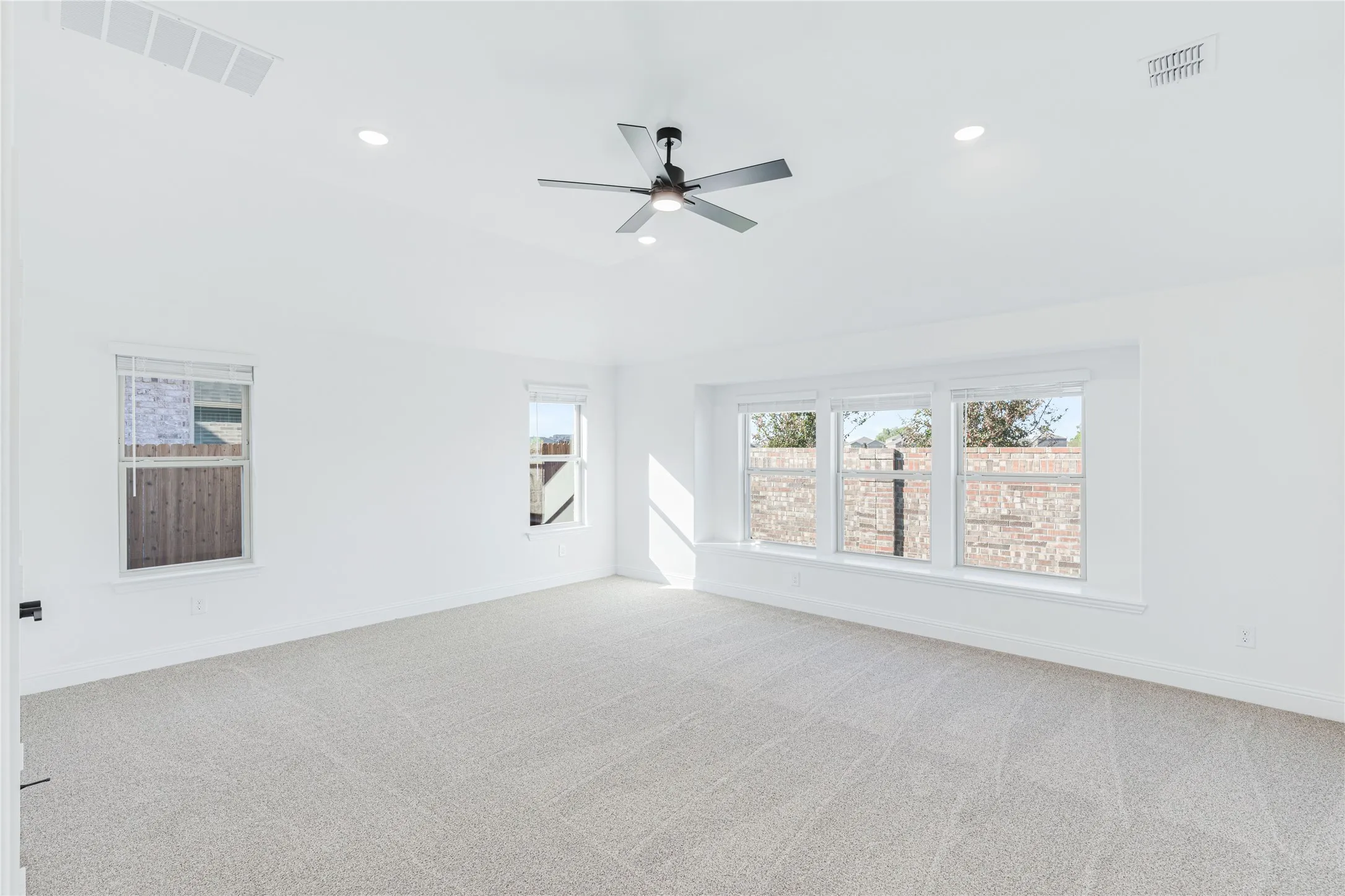 Single Family Residence For Sale in Collin County , 900 Twin Pine Court, Anna, Texas 75409, 4 Bedroom, 3 Bathroom, 2 Garage spaces, 3,774 Sqft, built in 2026, mls#21398973, Real Estate Agent in Anna, Homes For Sale in Collin county, Homes For Sale in Anna, Realtor in Anna Texas, Real Estate Brokerage Independent Realty Texas, Luminita Cordes Realtor