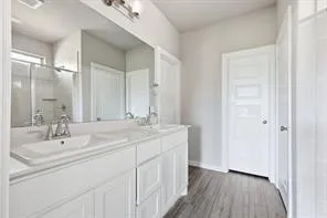 Single Family Residence For Sale in Collin County , 348 Braves Way, Lavon, Texas 75166, 5 Bedroom, 3 Bathroom, 2 Garage spaces, 2,973 Sqft, built in 2022, mls#21403871, Real Estate Agent in Lavon, Homes For Sale in Collin county, Homes For Sale in Lavon, Realtor in Lavon Texas, Real Estate Brokerage Independent Realty Texas, Luminita Cordes Realtor
