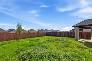 Single Family Residence For Sale in Collin County , 348 Braves Way, Lavon, Texas 75166, 5 Bedroom, 3 Bathroom, 2 Garage spaces, 2,973 Sqft, built in 2022, mls#21403871, Real Estate Agent in Lavon, Homes For Sale in Collin county, Homes For Sale in Lavon, Realtor in Lavon Texas, Real Estate Brokerage Independent Realty Texas, Luminita Cordes Realtor