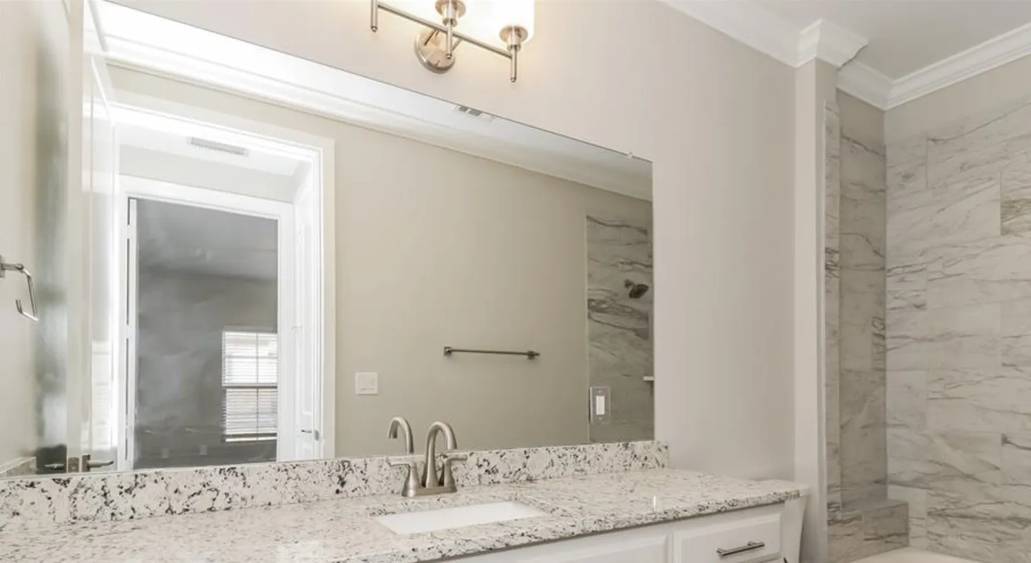 Townhouse For Sale in Tarrant County , 8851 Creek Run Road, Fort Worth, Texas 76120, 2 Bedroom, 2 Bathroom, 2 Garage spaces, 1,800 Sqft, built in 2017, mls#21403667, Real Estate Agent in Fort Worth, Homes For Sale in Tarrant county, Homes For Sale in Fort Worth, Realtor in Fort Worth Texas, Real Estate Brokerage Independent Realty Texas, Luminita Cordes Realtor