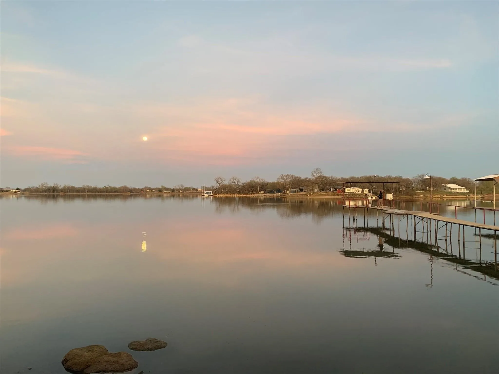Single Family Residence For Sale in Montague County , 350 Lake Loop, Bellevue, Texas 76228, 2 Bedroom, 2 Bathroom, Garage spaces, 1,420 Sqft, built in 1991, mls#21403938, Real Estate Agent in Bellevue, Homes For Sale in Montague county, Homes For Sale in Bellevue, Realtor in Bellevue Texas, Real Estate Brokerage Independent Realty Texas, Luminita Cordes Realtor