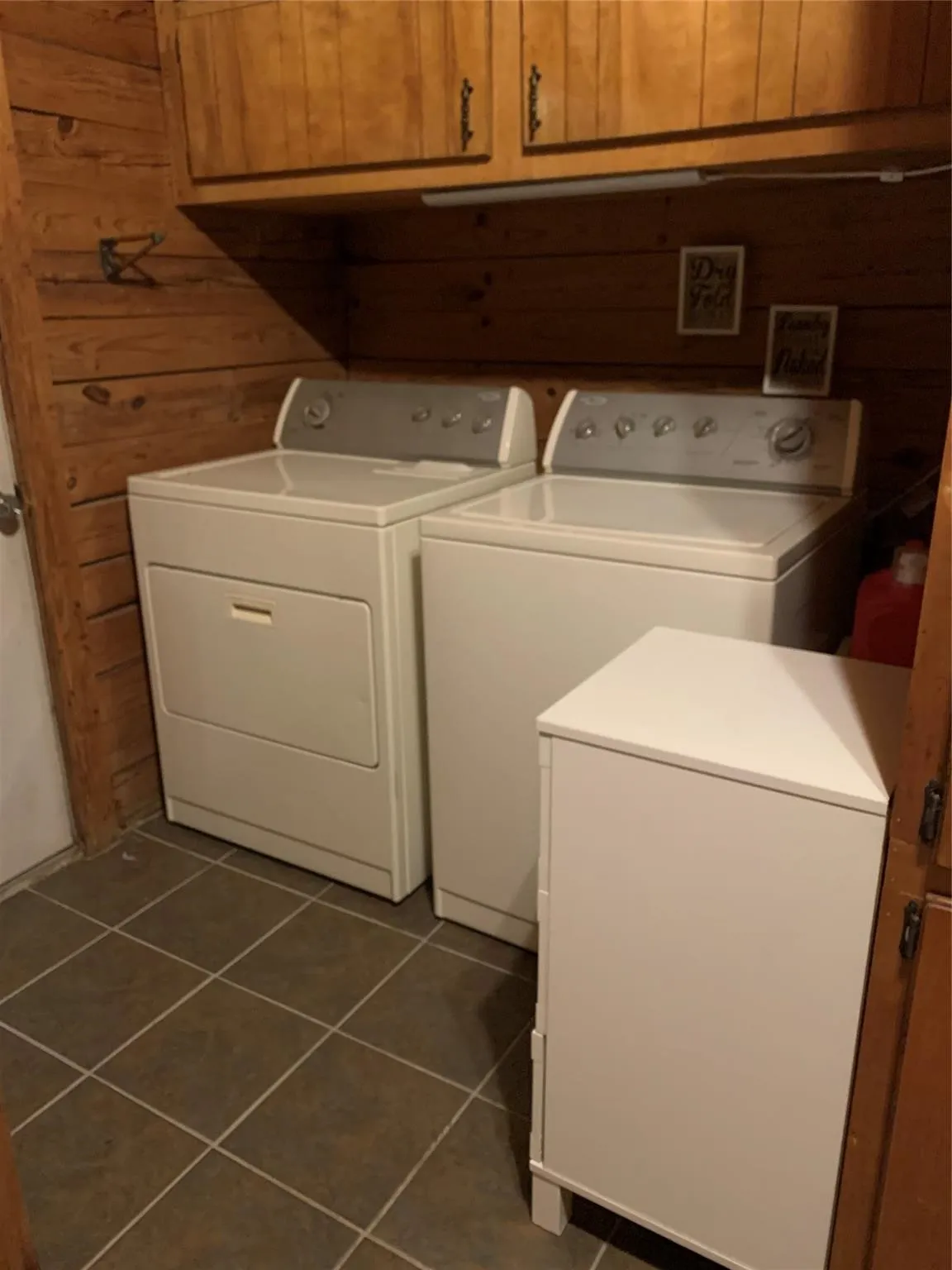 Single Family Residence For Sale in Montague County , 350 Lake Loop, Bellevue, Texas 76228, 2 Bedroom, 2 Bathroom, Garage spaces, 1,420 Sqft, built in 1991, mls#21403938, Real Estate Agent in Bellevue, Homes For Sale in Montague county, Homes For Sale in Bellevue, Realtor in Bellevue Texas, Real Estate Brokerage Independent Realty Texas, Luminita Cordes Realtor