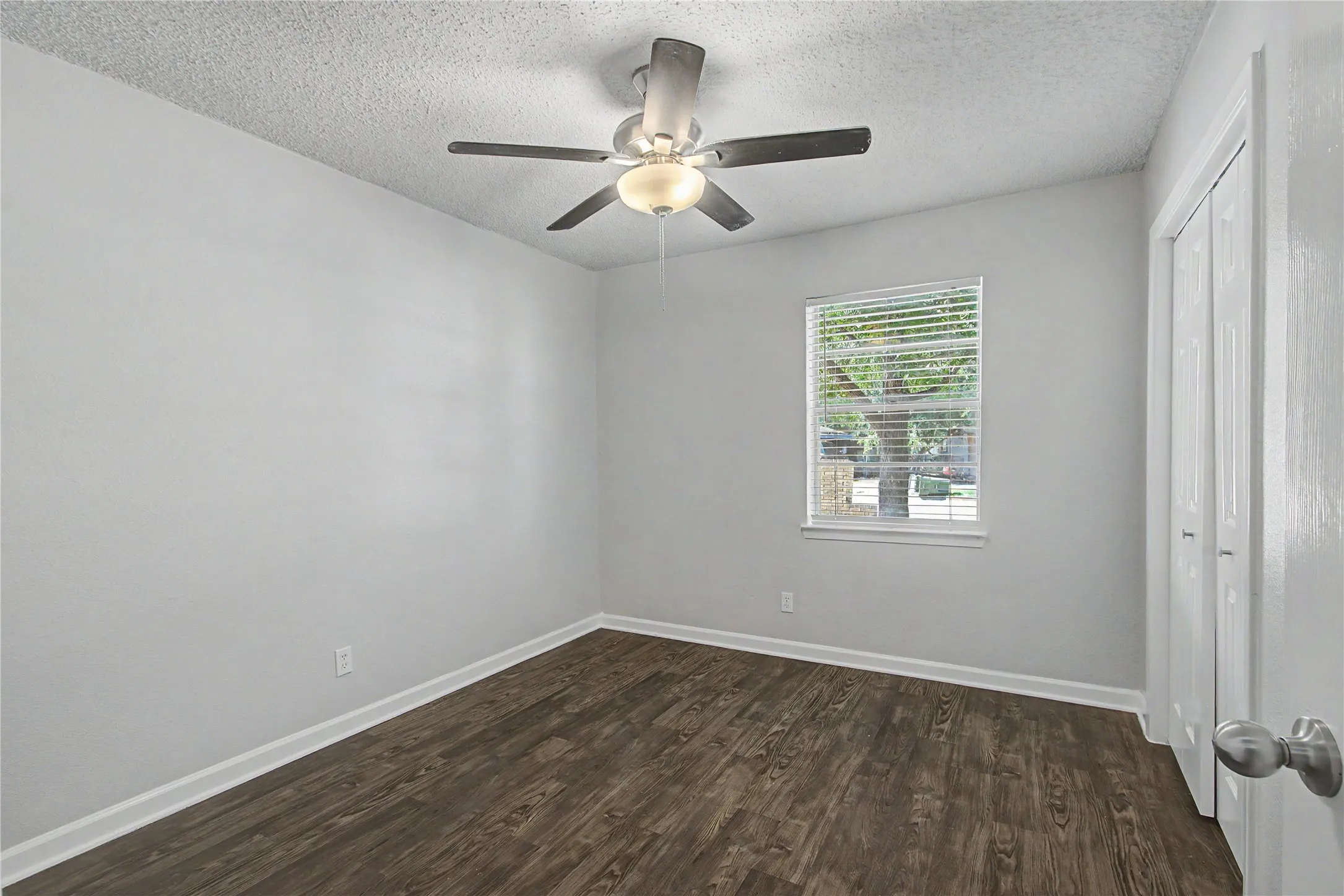 Single Family Residence For Rent in Palo Pinto County , 1205 SE 14th Street, Mineral Wells, Texas 76067, 3 Bedroom, 2 Bathroom, Garage spaces, 1,406 Sqft, built in 1979, mls#21403941, Real Estate Agent in Mineral Wells, Homes For Rent in Palo Pinto county, Homes For Rent in Mineral Wells, Realtor in Mineral Wells Texas, Real Estate Brokerage Independent Realty Texas, Luminita Cordes Realtor