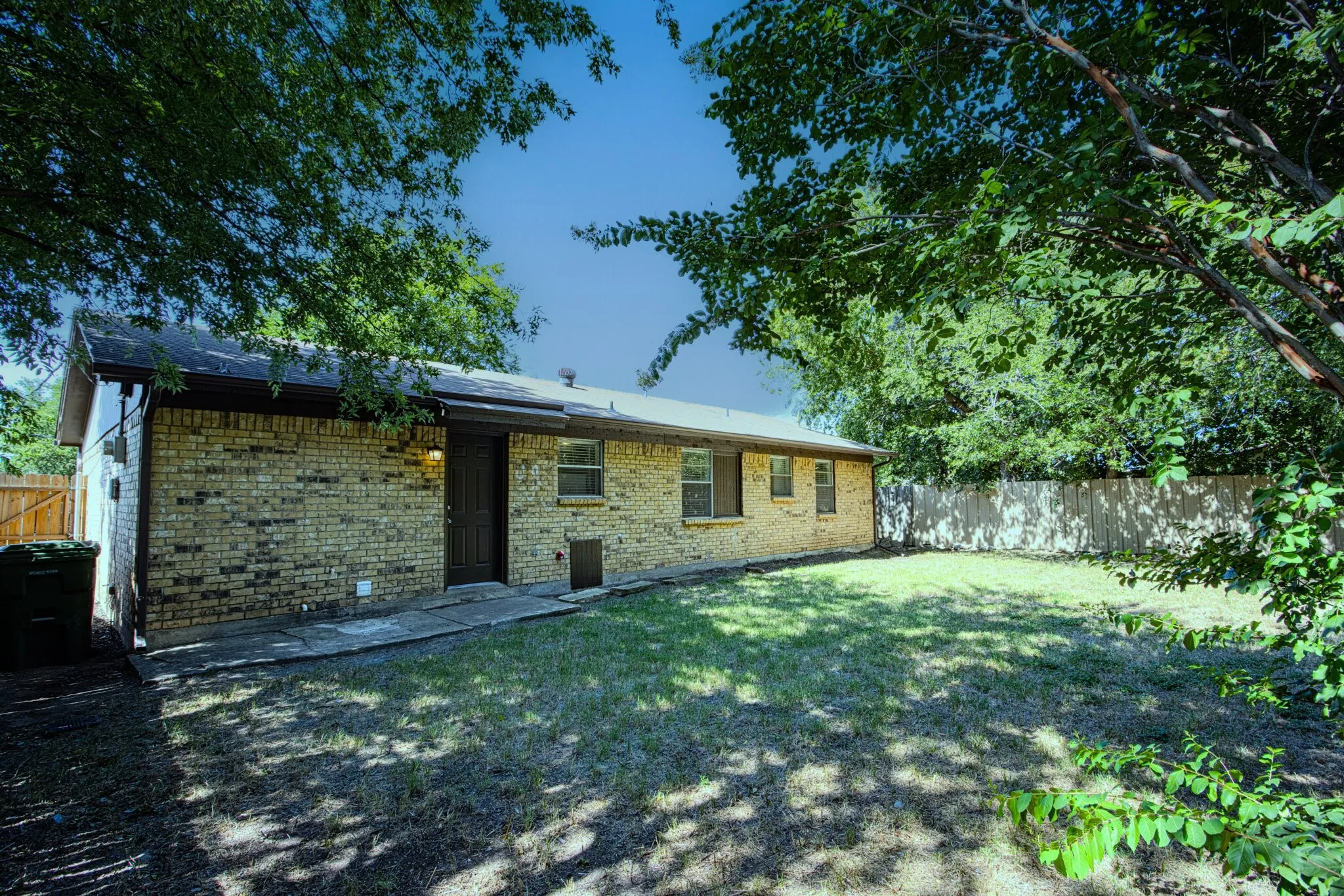 Single Family Residence For Rent in Palo Pinto County , 1205 SE 14th Street, Mineral Wells, Texas 76067, 3 Bedroom, 2 Bathroom, Garage spaces, 1,406 Sqft, built in 1979, mls#21403941, Real Estate Agent in Mineral Wells, Homes For Rent in Palo Pinto county, Homes For Rent in Mineral Wells, Realtor in Mineral Wells Texas, Real Estate Brokerage Independent Realty Texas, Luminita Cordes Realtor