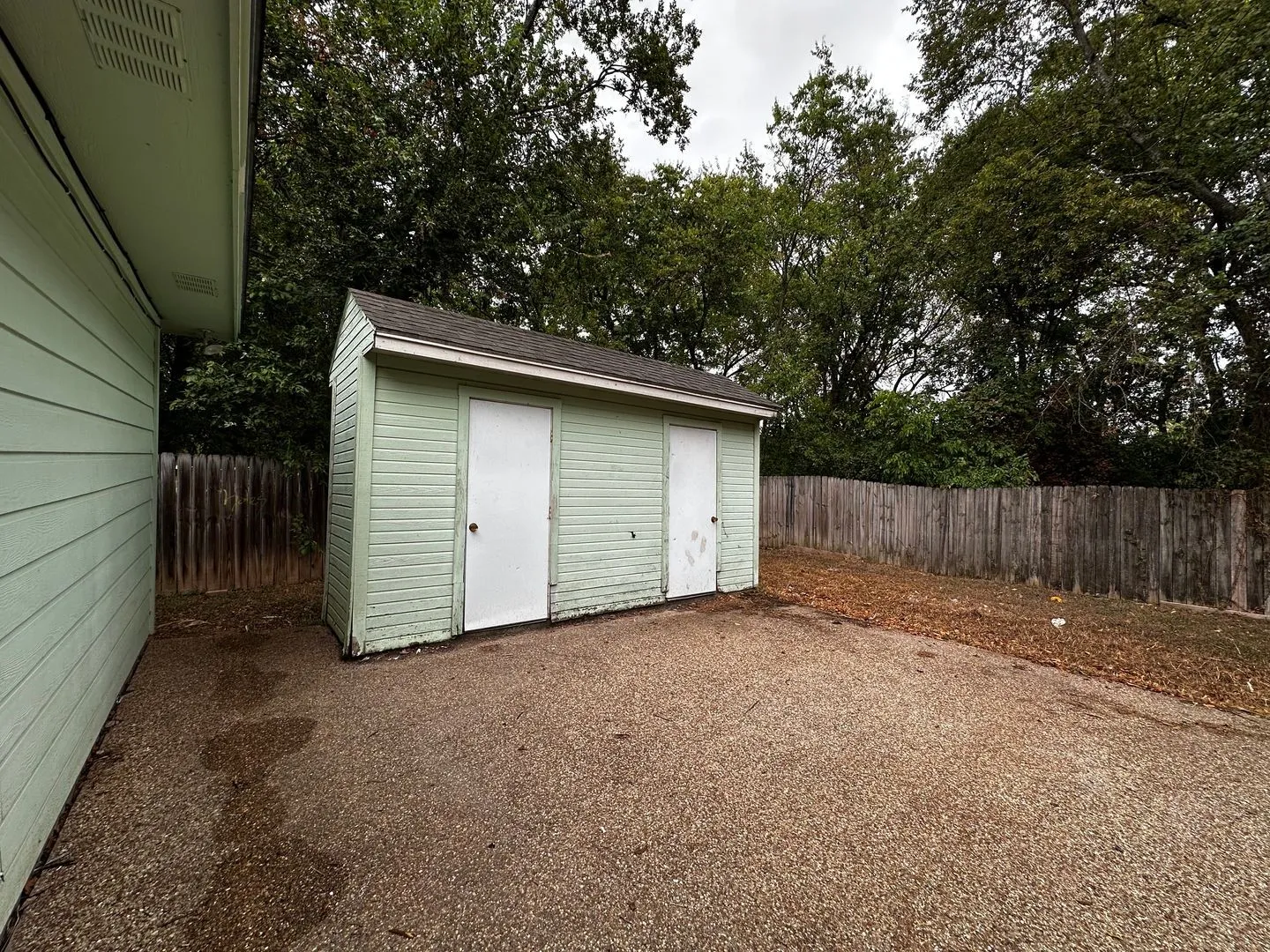 Single Family Residence For Rent in Mc Lennan County , 912 Oakwood Avenue, Waco, Texas 76706, 4 Bedroom, 5 Bathroom, Garage spaces, 2,160 Sqft, built in 2008, mls#21403943, Real Estate Agent in Waco, Homes For Rent in Mc Lennan county, Homes For Rent in Waco, Realtor in Waco Texas, Real Estate Brokerage Independent Realty Texas, Luminita Cordes Realtor