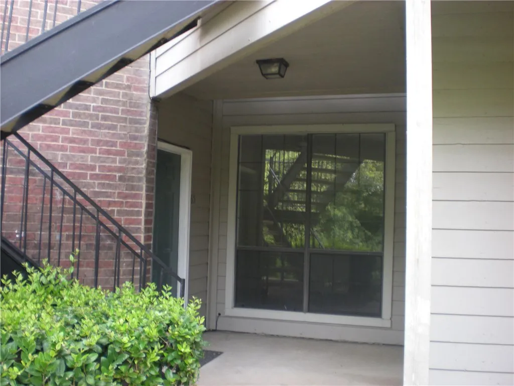 Condominium For Rent in Dallas County , 8545 Midpark Road 65, Dallas, Texas 75240, 1 Bedroom, 1 Bathroom, Garage spaces, 703 Sqft, built in 1982, mls#21403437, Real Estate Agent in Dallas, Homes For Rent in Dallas county, Homes For Rent in Dallas, Realtor in Dallas Texas, Real Estate Brokerage Independent Realty Texas, Luminita Cordes Realtor