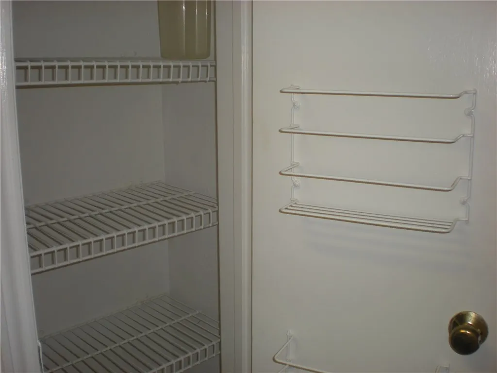 Condominium For Rent in Dallas County , 8545 Midpark Road 65, Dallas, Texas 75240, 1 Bedroom, 1 Bathroom, Garage spaces, 703 Sqft, built in 1982, mls#21403437, Real Estate Agent in Dallas, Homes For Rent in Dallas county, Homes For Rent in Dallas, Realtor in Dallas Texas, Real Estate Brokerage Independent Realty Texas, Luminita Cordes Realtor