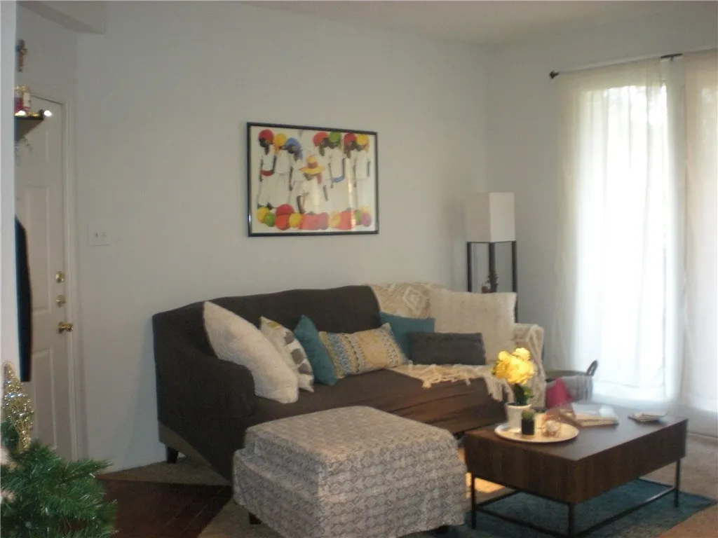 Condominium For Rent in Dallas County , 8545 Midpark Road 65, Dallas, Texas 75240, 1 Bedroom, 1 Bathroom, Garage spaces, 703 Sqft, built in 1982, mls#21403437, Real Estate Agent in Dallas, Homes For Rent in Dallas county, Homes For Rent in Dallas, Realtor in Dallas Texas, Real Estate Brokerage Independent Realty Texas, Luminita Cordes Realtor