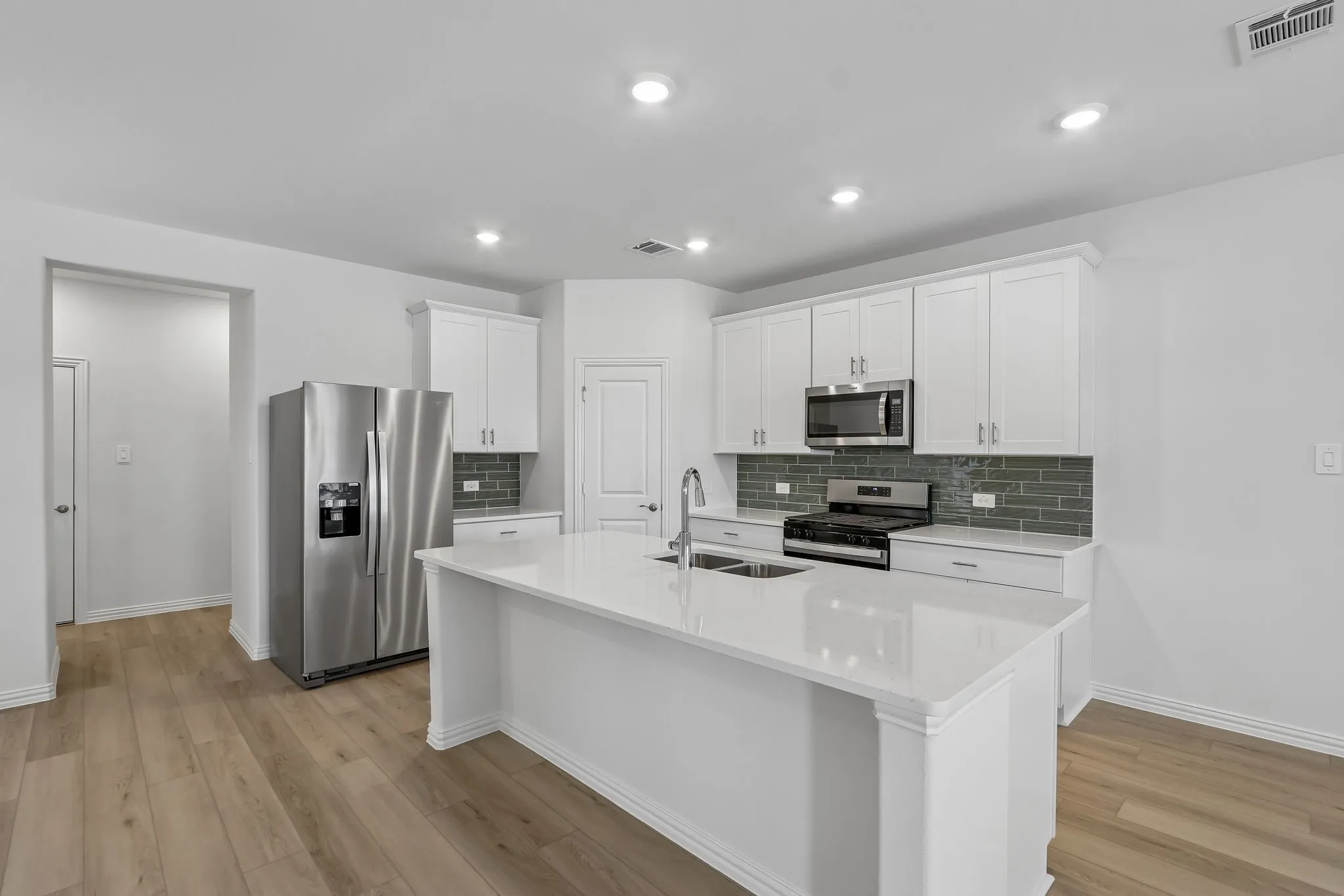 Photo is not of the actual home, but is an inspirational photo of builder’s model home and may depict options, furnishings, and/or decorator features that are not included.