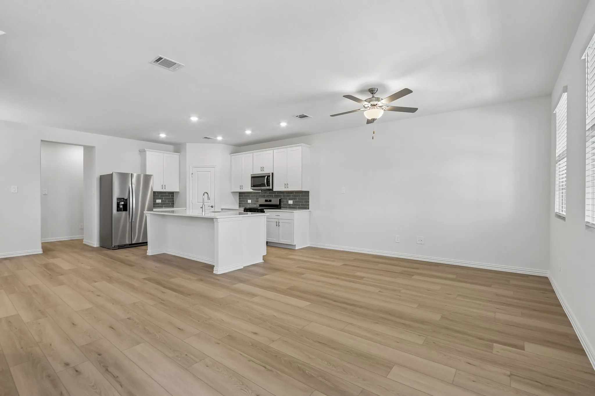 Photo is not of the actual home, but is an inspirational photo of builder’s model home and may depict options, furnishings, and/or decorator features that are not included.