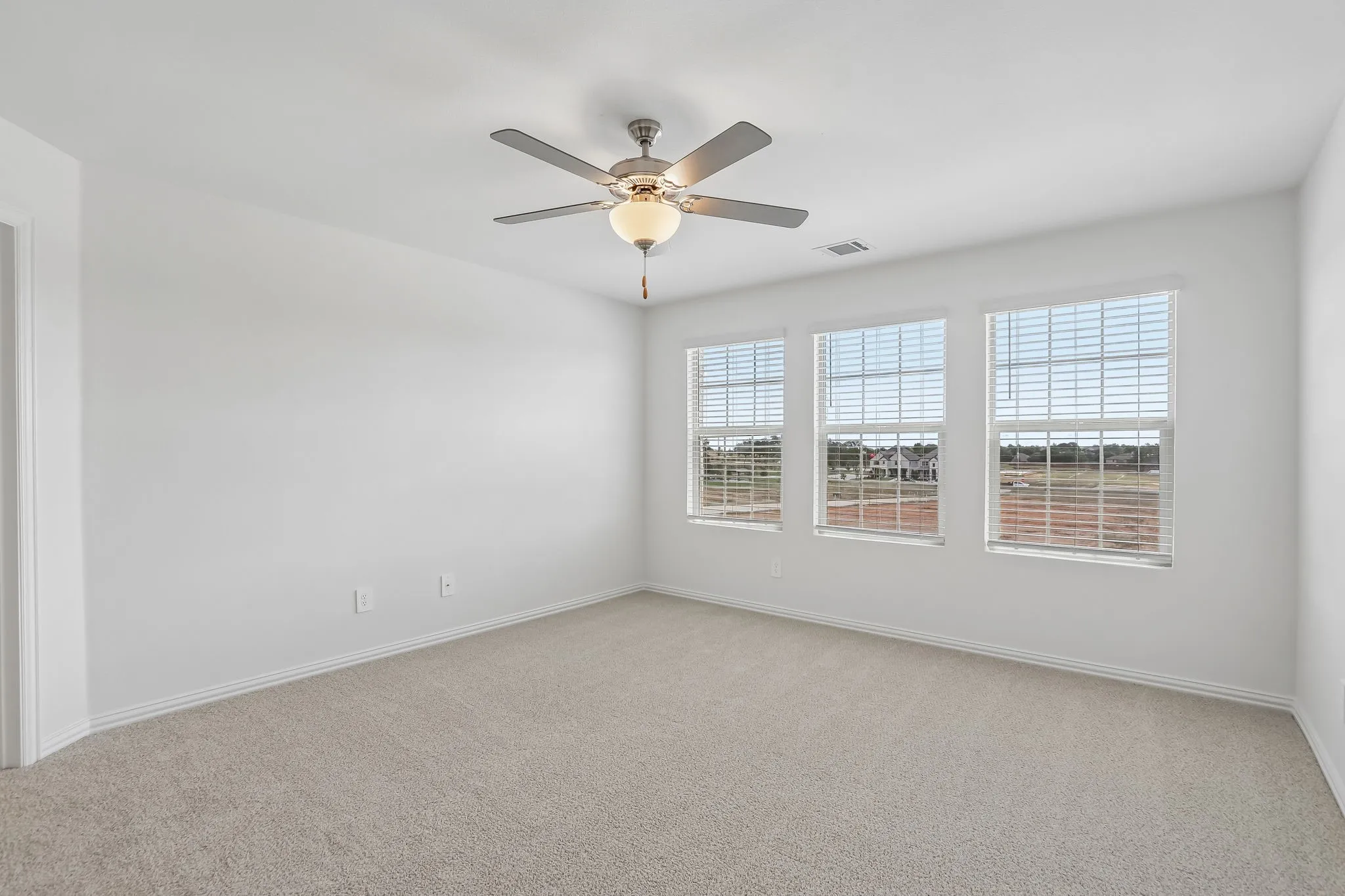 Photo is not of the actual home, but is an inspirational photo of builder’s model home and may depict options, furnishings, and/or decorator features that are not included.