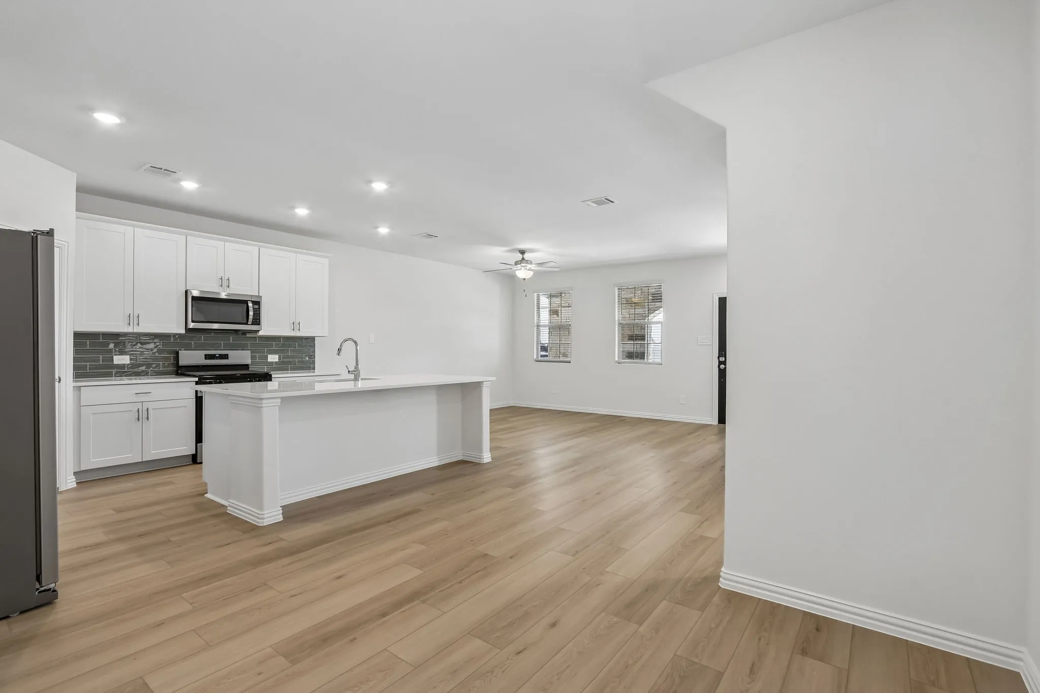 Photo is not of the actual home, but is an inspirational photo of builder’s model home and may depict options, furnishings, and/or decorator features that are not included.