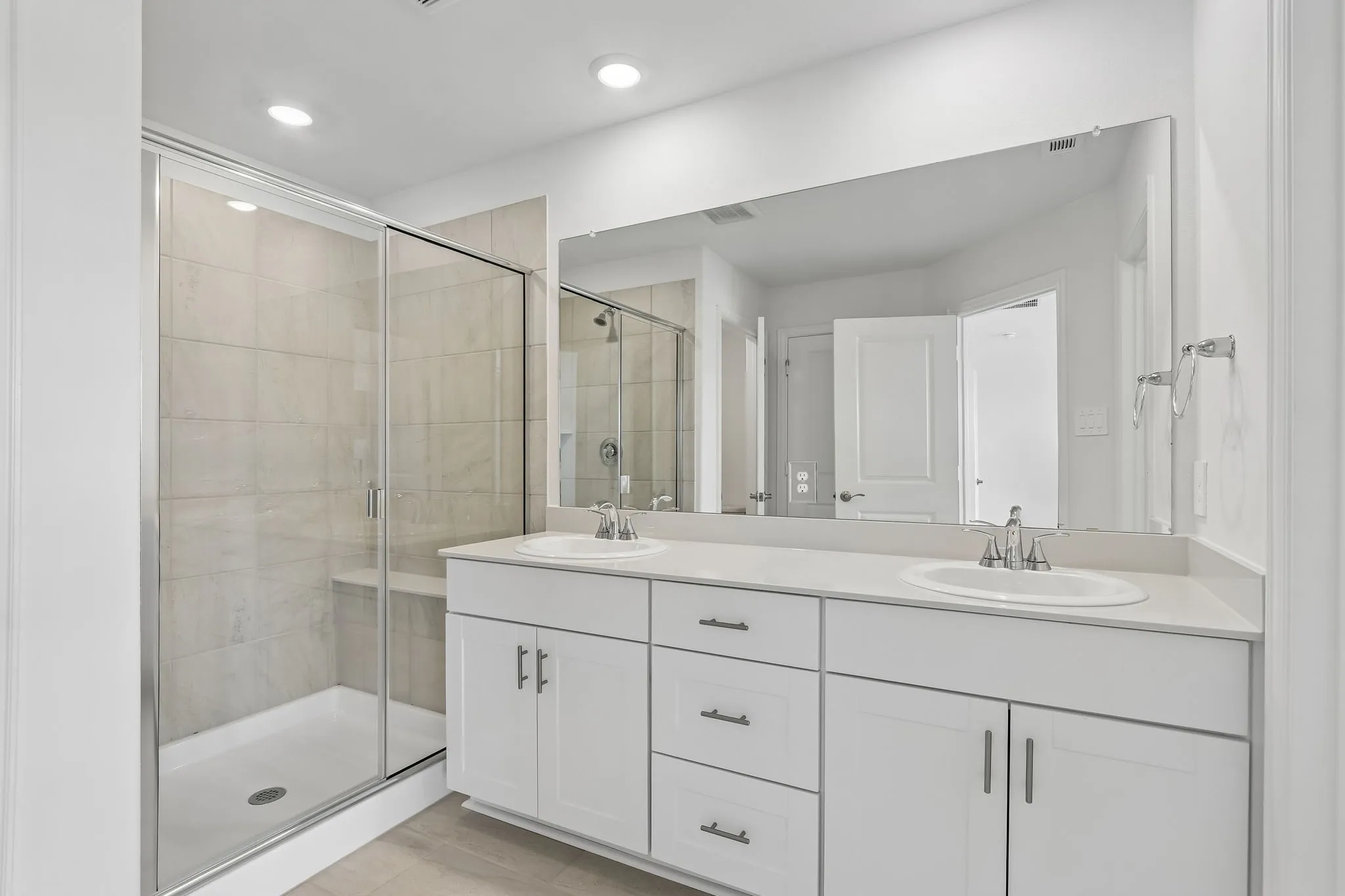 Photo is not of the actual home, but is an inspirational photo of builder’s model home and may depict options, furnishings, and/or decorator features that are not included.