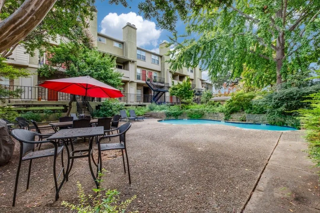 Condominium For Rent in Dallas County , 5740 Martel Avenue B14, Dallas, Texas 75206, 2 Bedroom, 2 Bathroom, Garage spaces, 929 Sqft, built in 1983, mls#21400357, Real Estate Agent in Dallas, Homes For Rent in Dallas county, Homes For Rent in Dallas, Realtor in Dallas Texas, Real Estate Brokerage Independent Realty Texas, Luminita Cordes Realtor