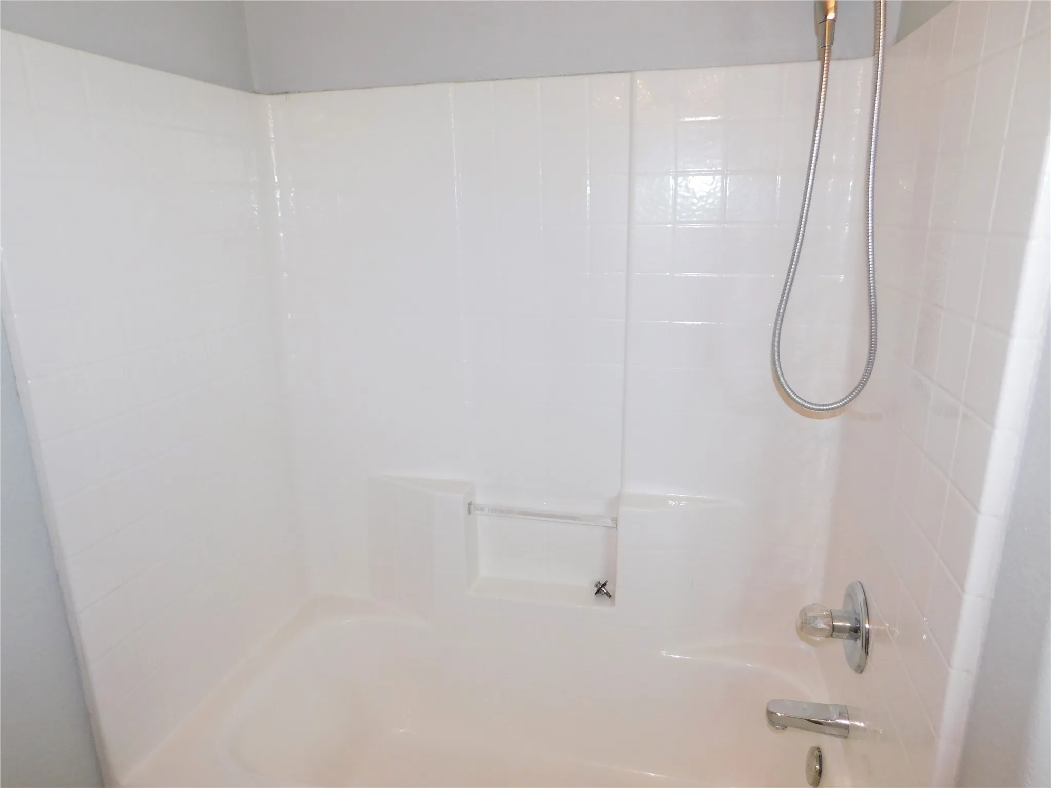 Duplex For Rent in Wise County , 124 Pr 3230 100, Bridgeport, Texas 76426, 3 Bedroom, 2 Bathroom, Garage spaces, 1,076 Sqft, built in 2006, mls#21403945, Real Estate Agent in Bridgeport, Homes For Rent in Wise county, Homes For Rent in Bridgeport, Realtor in Bridgeport Texas, Real Estate Brokerage Independent Realty Texas, Luminita Cordes Realtor