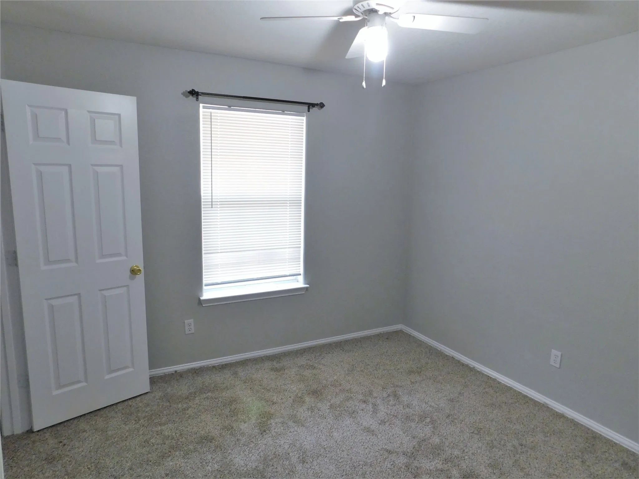 Duplex For Rent in Wise County , 124 Pr 3230 100, Bridgeport, Texas 76426, 3 Bedroom, 2 Bathroom, Garage spaces, 1,076 Sqft, built in 2006, mls#21403945, Real Estate Agent in Bridgeport, Homes For Rent in Wise county, Homes For Rent in Bridgeport, Realtor in Bridgeport Texas, Real Estate Brokerage Independent Realty Texas, Luminita Cordes Realtor