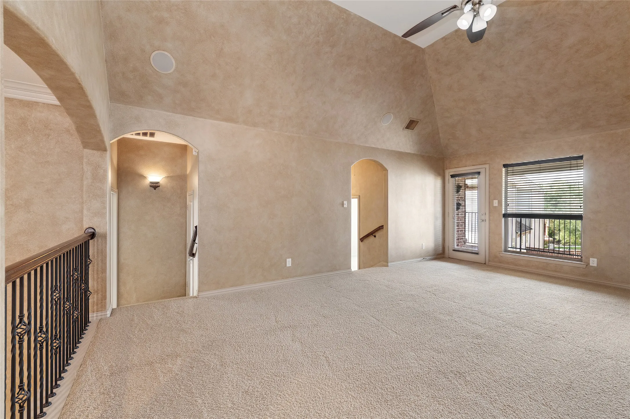 Single Family Residence For Rent in Denton County , 7005 Kenswick Drive, Plano, Texas 75024, 3 Bedroom, 3 Bathroom, 2 Garage spaces, 3,561 Sqft, built in 2005, mls#21403954, Real Estate Agent in Plano, Homes For Rent in Denton county, Homes For Rent in Plano, Realtor in Plano Texas, Real Estate Brokerage Independent Realty Texas, Luminita Cordes Realtor