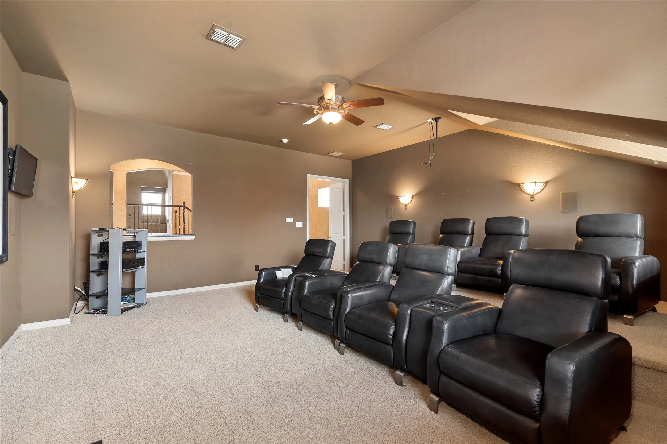 Single Family Residence For Rent in Denton County , 7005 Kenswick Drive, Plano, Texas 75024, 3 Bedroom, 3 Bathroom, 2 Garage spaces, 3,561 Sqft, built in 2005, mls#21403954, Real Estate Agent in Plano, Homes For Rent in Denton county, Homes For Rent in Plano, Realtor in Plano Texas, Real Estate Brokerage Independent Realty Texas, Luminita Cordes Realtor