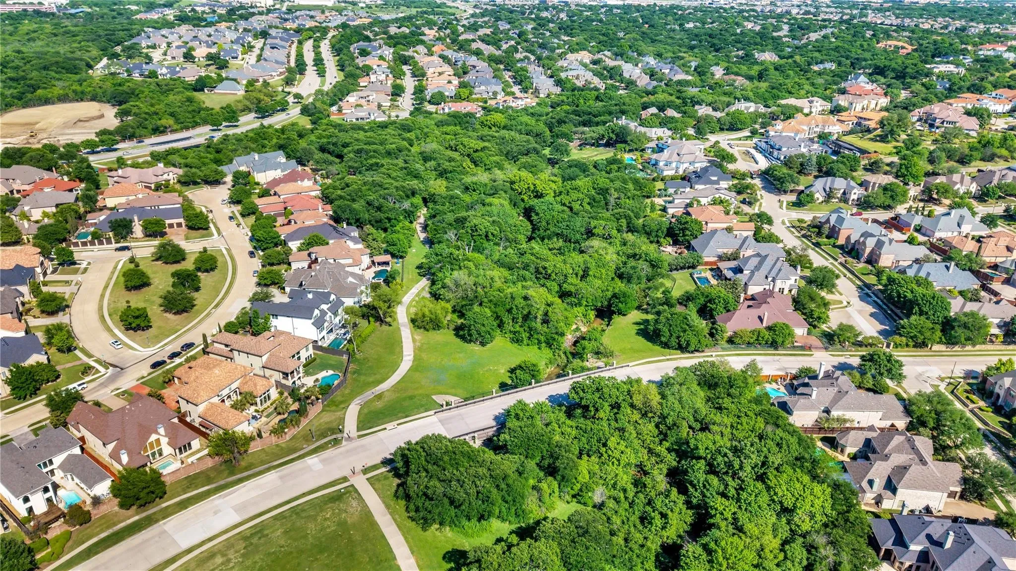 Single Family Residence For Rent in Denton County , 7005 Kenswick Drive, Plano, Texas 75024, 3 Bedroom, 3 Bathroom, 2 Garage spaces, 3,561 Sqft, built in 2005, mls#21403954, Real Estate Agent in Plano, Homes For Rent in Denton county, Homes For Rent in Plano, Realtor in Plano Texas, Real Estate Brokerage Independent Realty Texas, Luminita Cordes Realtor