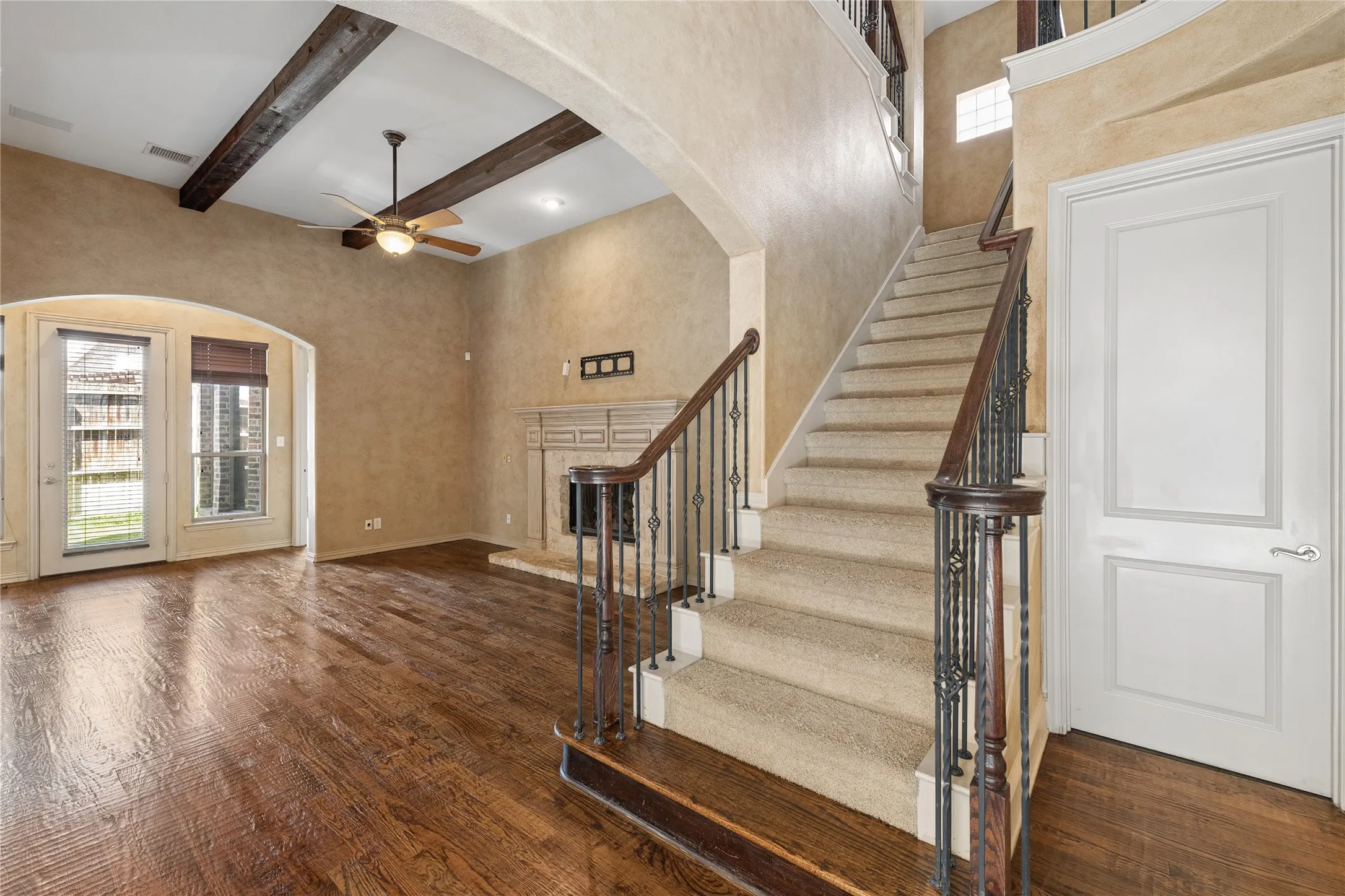Single Family Residence For Rent in Denton County , 7005 Kenswick Drive, Plano, Texas 75024, 3 Bedroom, 3 Bathroom, 2 Garage spaces, 3,561 Sqft, built in 2005, mls#21403954, Real Estate Agent in Plano, Homes For Rent in Denton county, Homes For Rent in Plano, Realtor in Plano Texas, Real Estate Brokerage Independent Realty Texas, Luminita Cordes Realtor