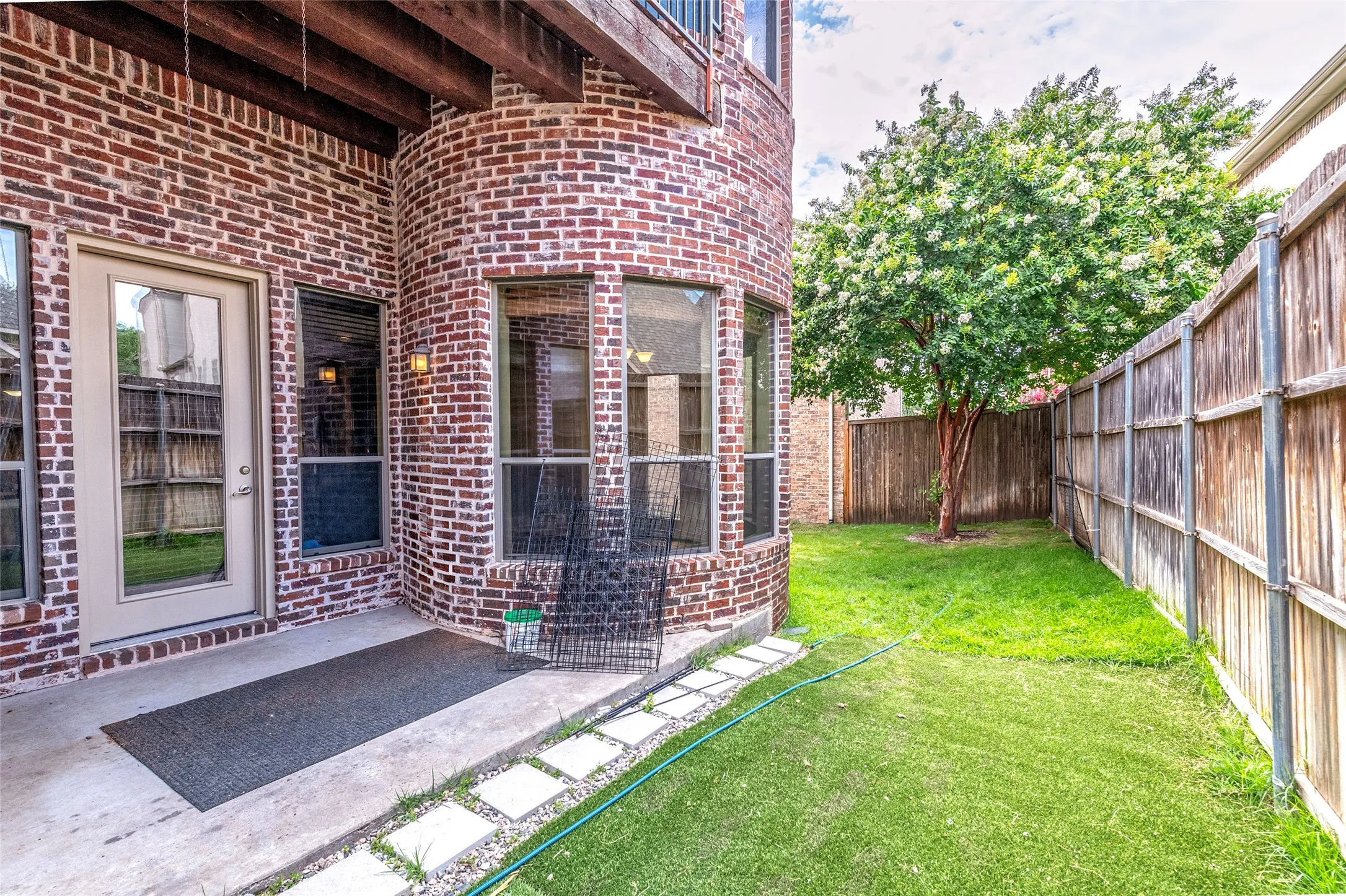 Single Family Residence For Rent in Denton County , 7005 Kenswick Drive, Plano, Texas 75024, 3 Bedroom, 3 Bathroom, 2 Garage spaces, 3,561 Sqft, built in 2005, mls#21403954, Real Estate Agent in Plano, Homes For Rent in Denton county, Homes For Rent in Plano, Realtor in Plano Texas, Real Estate Brokerage Independent Realty Texas, Luminita Cordes Realtor
