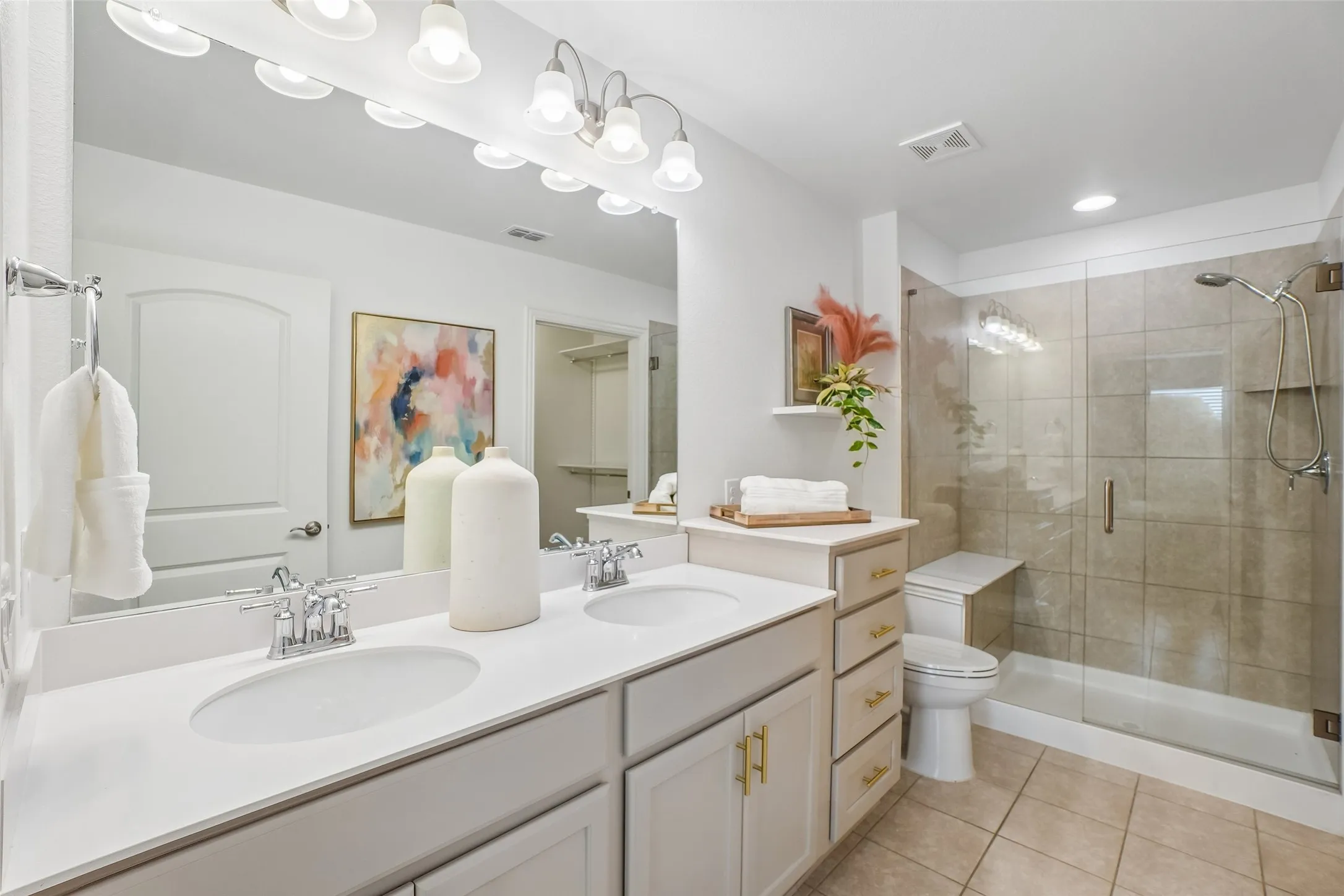 Single Family Residence For Sale in Denton County , 7665 Parade Drive, Little Elm, Texas 76227, 2 Bedroom, 2 Bathroom, 2 Garage spaces, 1,452 Sqft, built in 2020, mls#21403955, Real Estate Agent in Little Elm, Homes For Sale in Denton county, Homes For Sale in Little Elm, Realtor in Little Elm Texas, Real Estate Brokerage Independent Realty Texas, Luminita Cordes Realtor
