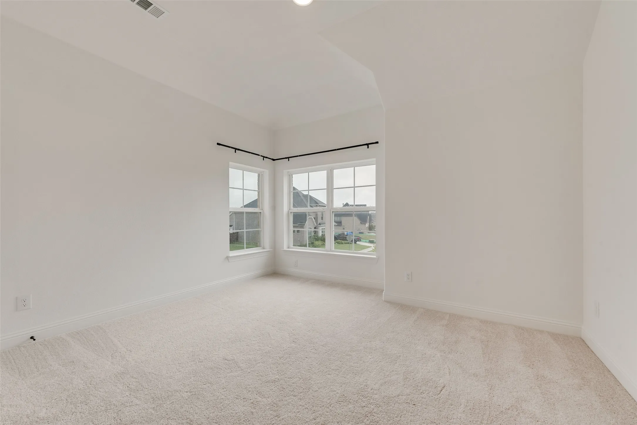 Single Family Residence For Rent in Dallas County , 405 Rock Rose Lane, Wylie, Texas 75098, 6 Bedroom, 4 Bathroom, 2 Garage spaces, 3,071 Sqft, built in 2023, mls#21403961, Real Estate Agent in Wylie, Homes For Rent in Dallas county, Homes For Rent in Wylie, Realtor in Wylie Texas, Real Estate Brokerage Independent Realty Texas, Luminita Cordes Realtor