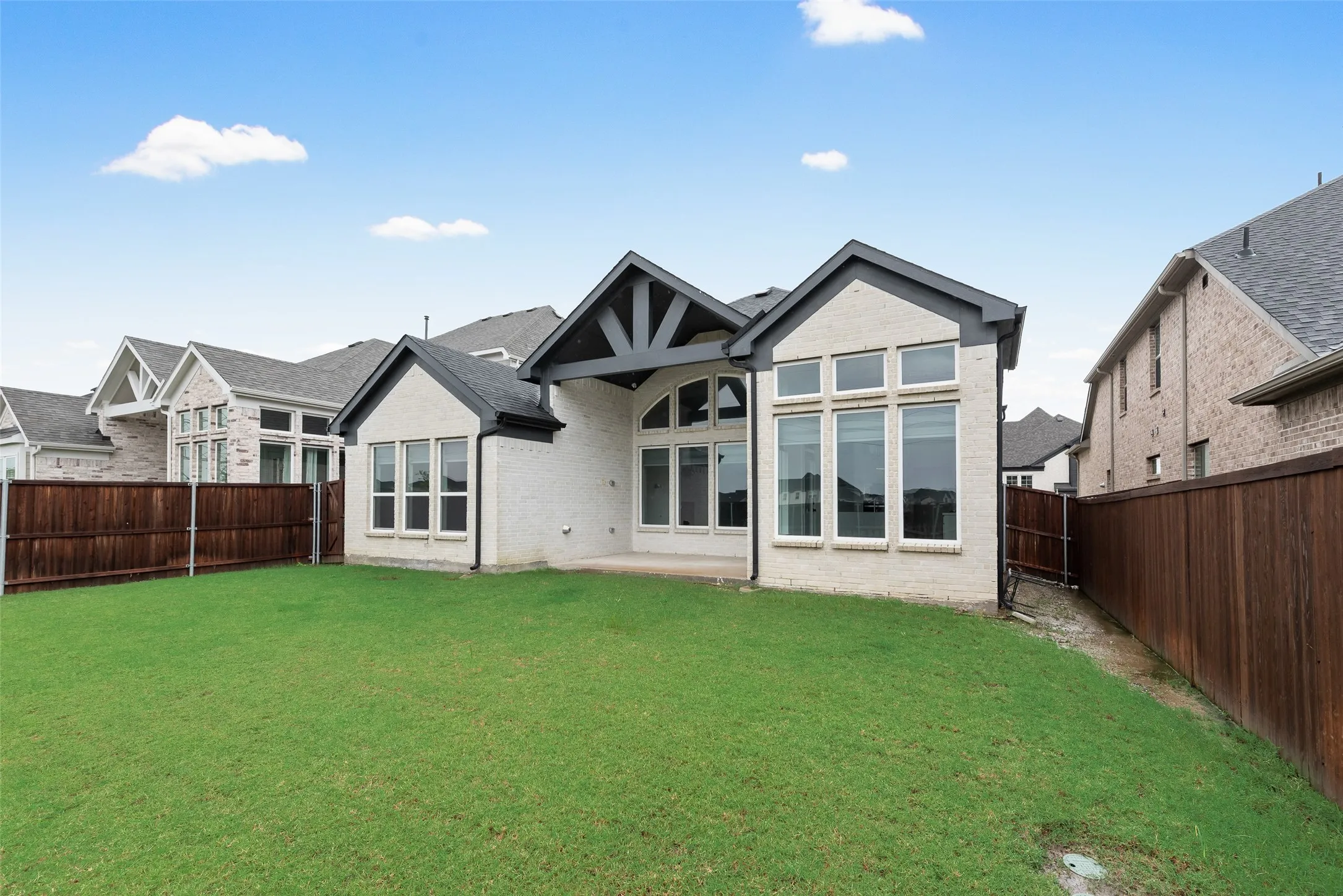 Single Family Residence For Rent in Dallas County , 405 Rock Rose Lane, Wylie, Texas 75098, 6 Bedroom, 4 Bathroom, 2 Garage spaces, 3,071 Sqft, built in 2023, mls#21403961, Real Estate Agent in Wylie, Homes For Rent in Dallas county, Homes For Rent in Wylie, Realtor in Wylie Texas, Real Estate Brokerage Independent Realty Texas, Luminita Cordes Realtor
