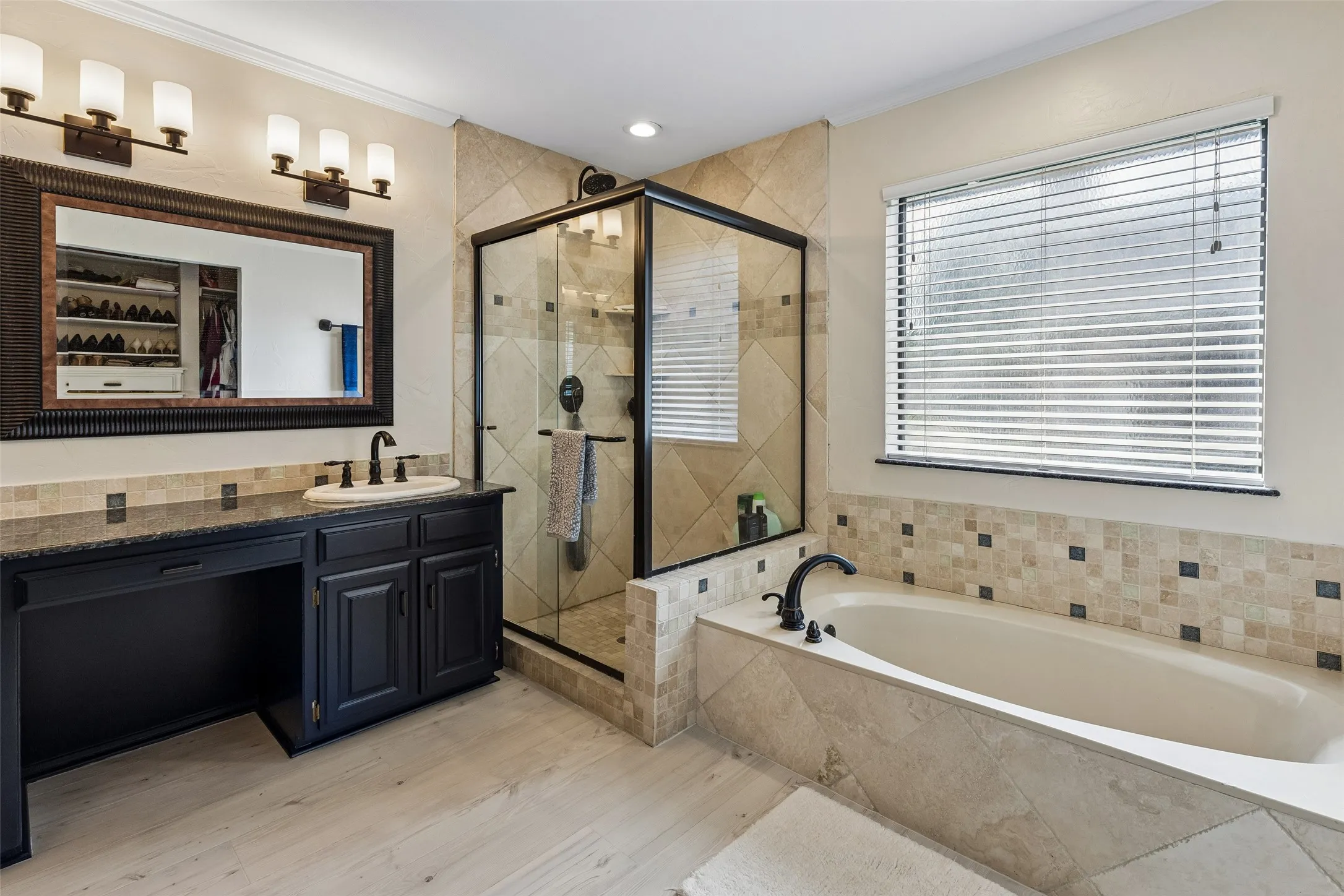 Single Family Residence For Sale in Collin County , 2701 Nighthawk Drive, Plano, Texas 75025, 3 Bedroom, 3 Bathroom, 2 Garage spaces, 2,365 Sqft, built in 1986, mls#21392191, Real Estate Agent in Plano, Homes For Sale in Collin county, Homes For Sale in Plano, Realtor in Plano Texas, Real Estate Brokerage Independent Realty Texas, Luminita Cordes Realtor
