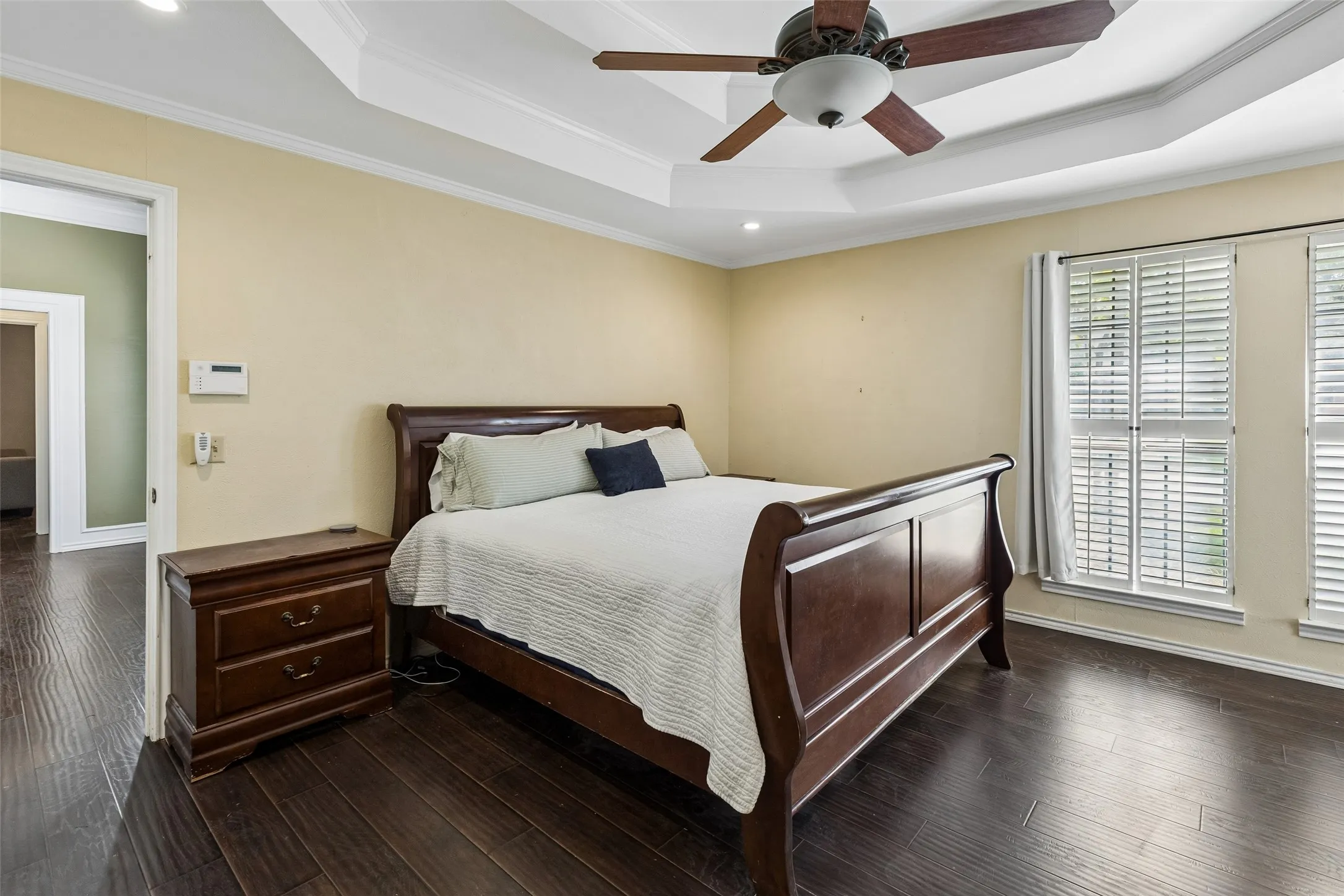 Single Family Residence For Sale in Collin County , 2701 Nighthawk Drive, Plano, Texas 75025, 3 Bedroom, 3 Bathroom, 2 Garage spaces, 2,365 Sqft, built in 1986, mls#21392191, Real Estate Agent in Plano, Homes For Sale in Collin county, Homes For Sale in Plano, Realtor in Plano Texas, Real Estate Brokerage Independent Realty Texas, Luminita Cordes Realtor