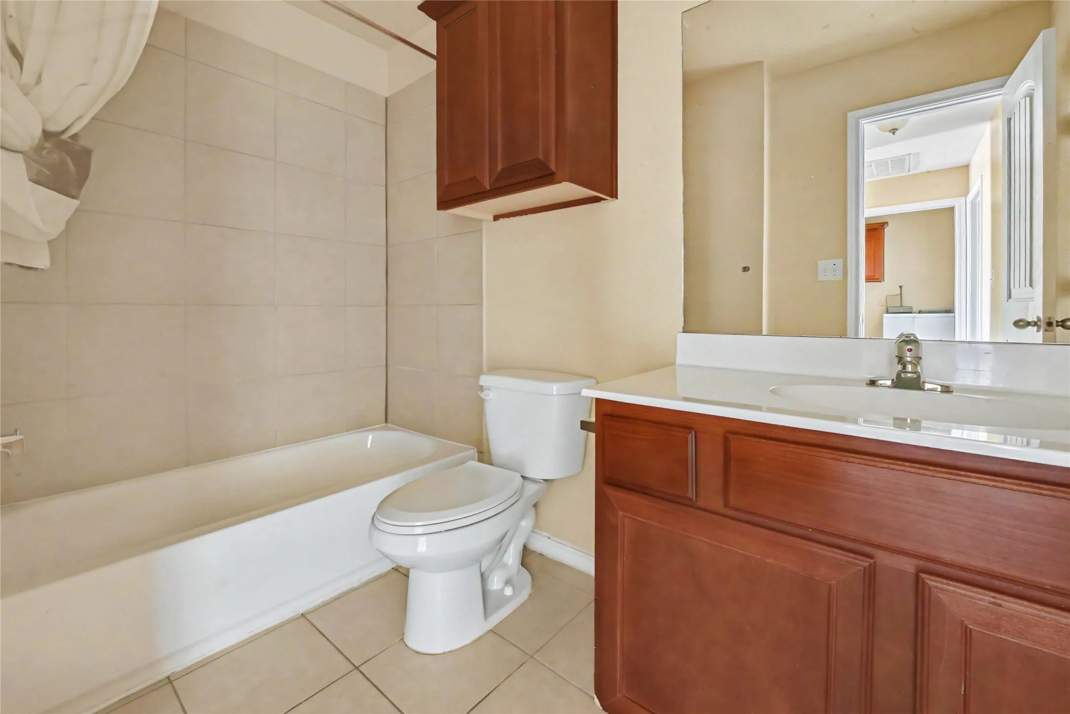 Single Family Residence For Sale in Collin County , 823 Parkplace Ridge, Princeton, Texas 75407, 3 Bedroom, 3 Bathroom, 1 Garage spaces, 1,490 Sqft, built in 2013, mls#21403853, Real Estate Agent in Princeton, Homes For Sale in Collin county, Homes For Sale in Princeton, Realtor in Princeton Texas, Real Estate Brokerage Independent Realty Texas, Luminita Cordes Realtor
