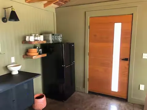Single Family Residence For Sale in Eastland County , 501 N Shore Drive, Cisco, Texas 76437, 1 Bedroom, 1 Bathroom, Garage spaces, 432 Sqft, built in 1950, mls#21389454, Real Estate Agent in Cisco, Homes For Sale in Eastland county, Homes For Sale in Cisco, Realtor in Cisco Texas, Real Estate Brokerage Independent Realty Texas, Luminita Cordes Realtor