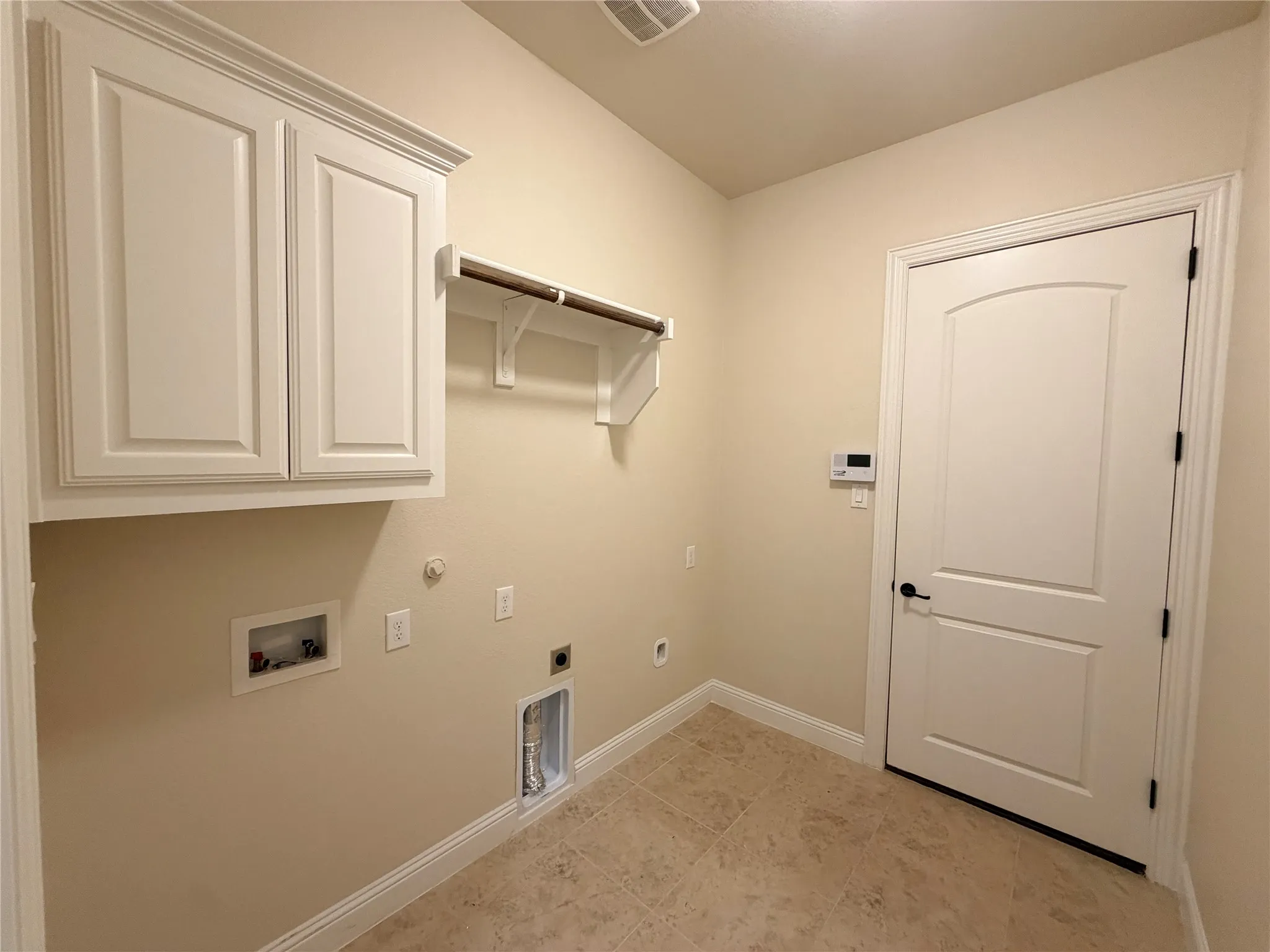 Single Family Residence For Rent in Denton County , 2812 Marrickville Drive, Trophy Club, Texas 76262, 3 Bedroom, 3 Bathroom, 3 Garage spaces, 2,857 Sqft, built in 2013, mls#21403984, Real Estate Agent in Trophy Club, Homes For Rent in Denton county, Homes For Rent in Trophy Club, Realtor in Trophy Club Texas, Real Estate Brokerage Independent Realty Texas, Luminita Cordes Realtor